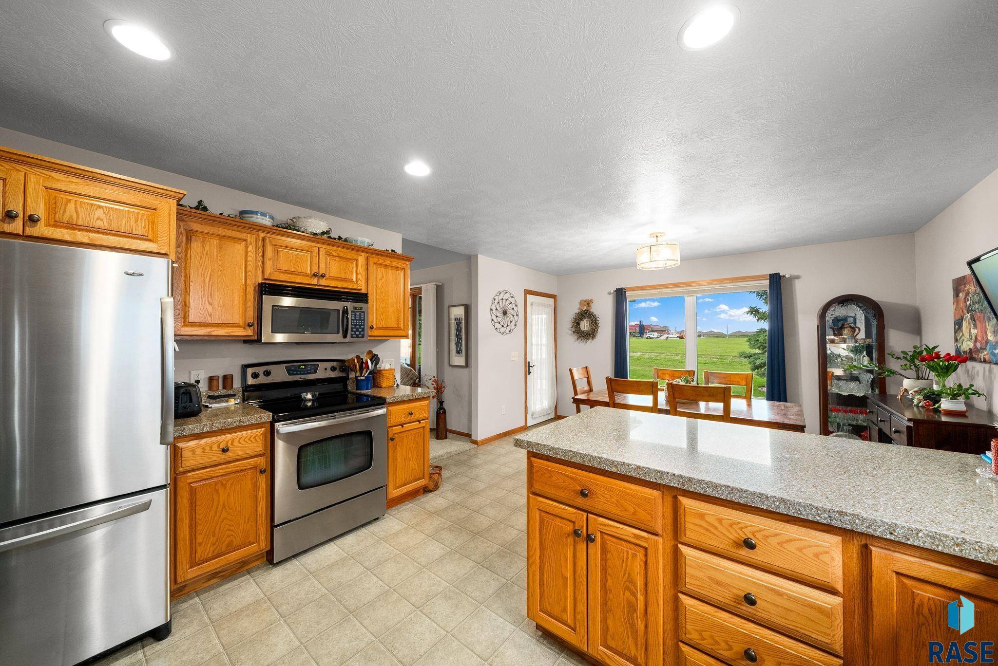 Sioux Falls, SD 57106-4748,1905 S Wheatland Ct