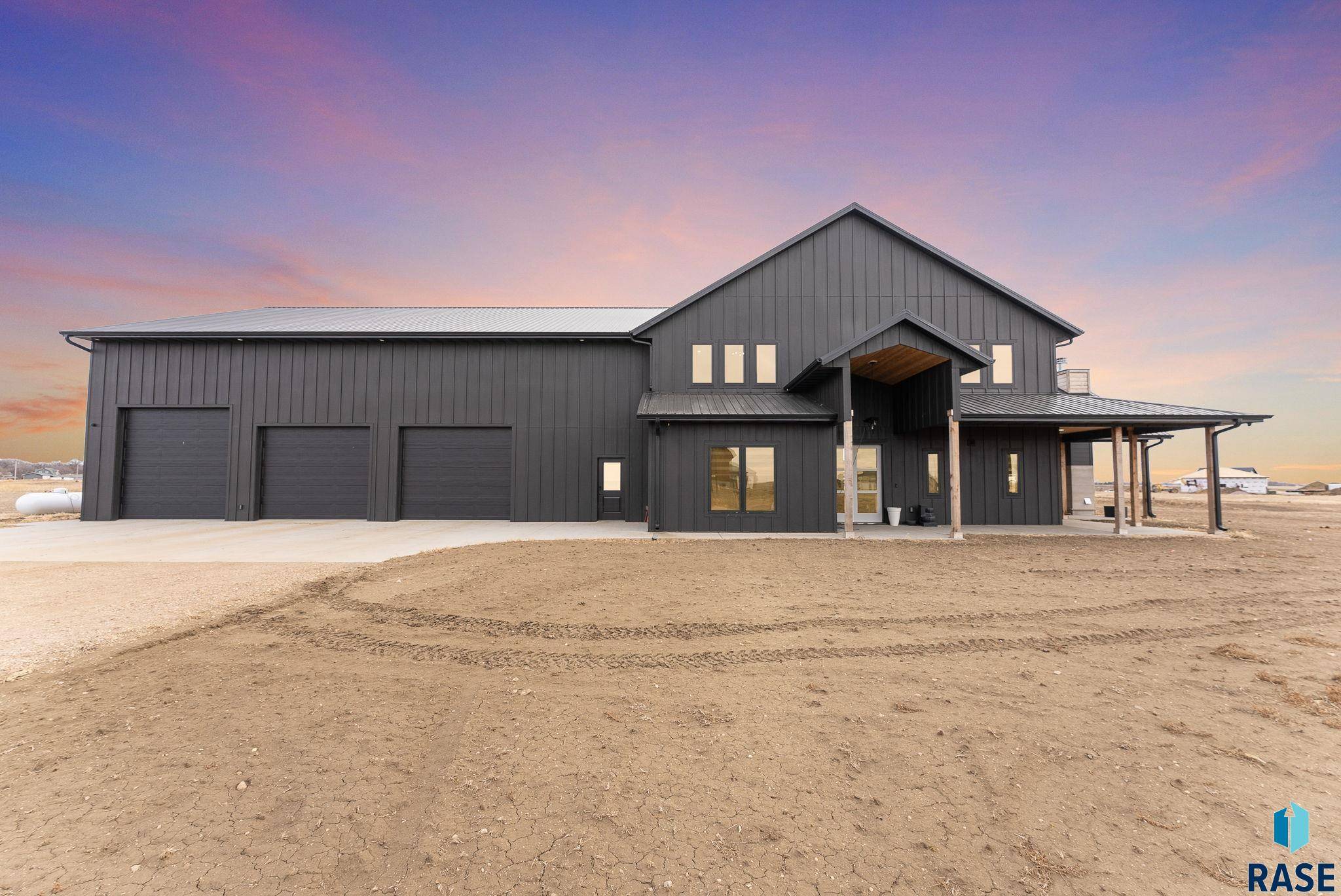 Lennox, SD 57039,27704 467th Ave