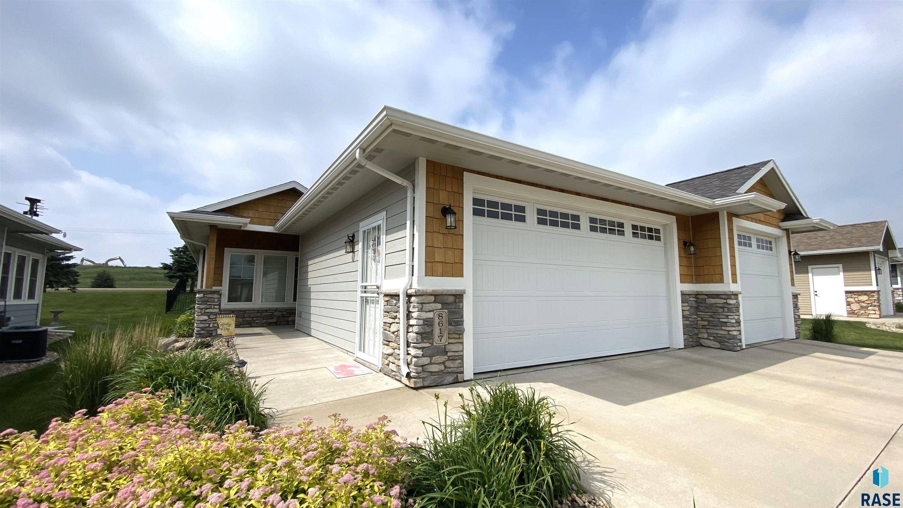 Sioux Falls, SD 57107,8617 W Bryggen Ct