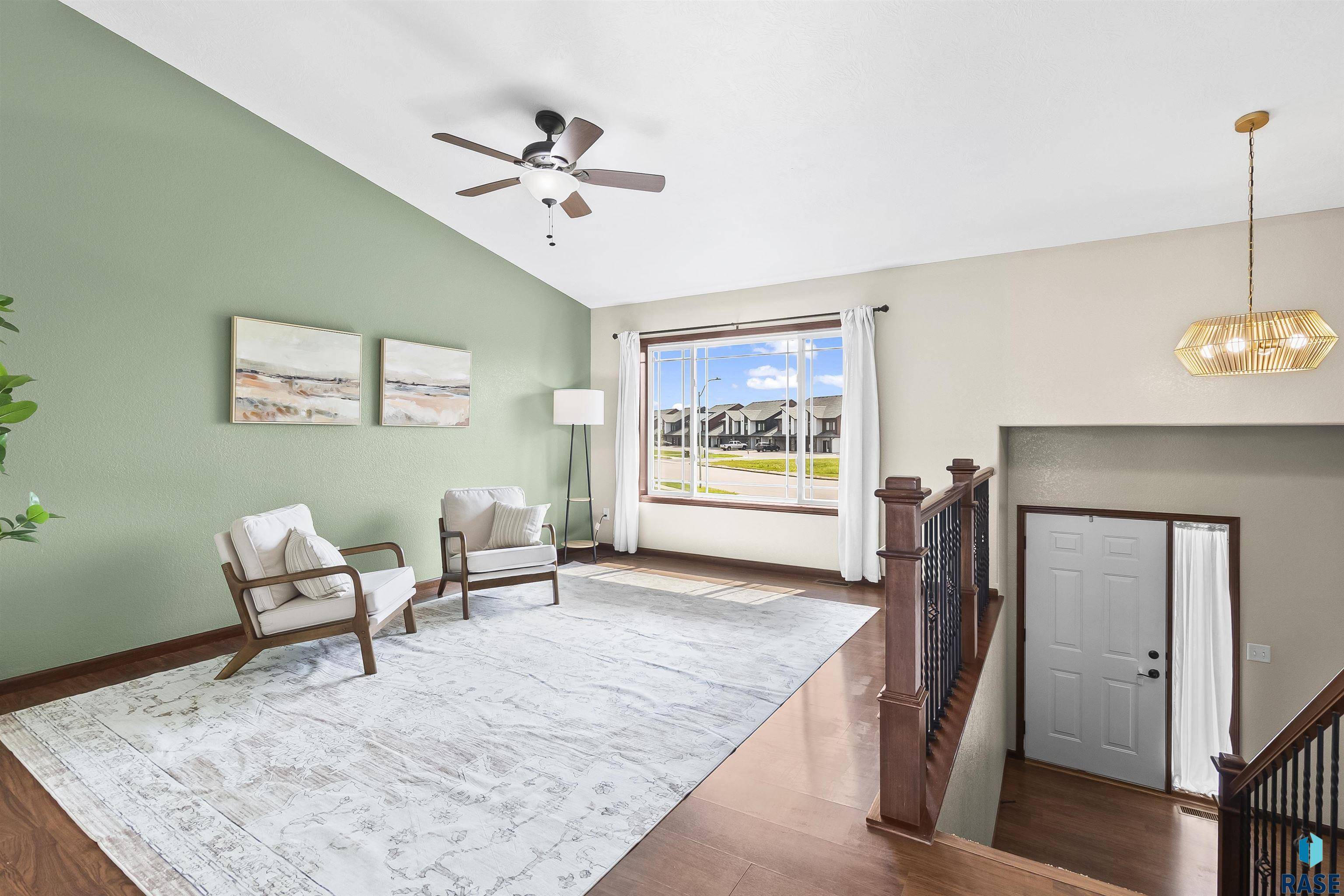 Sioux Falls, SD 57106,5707 S Marion Rd