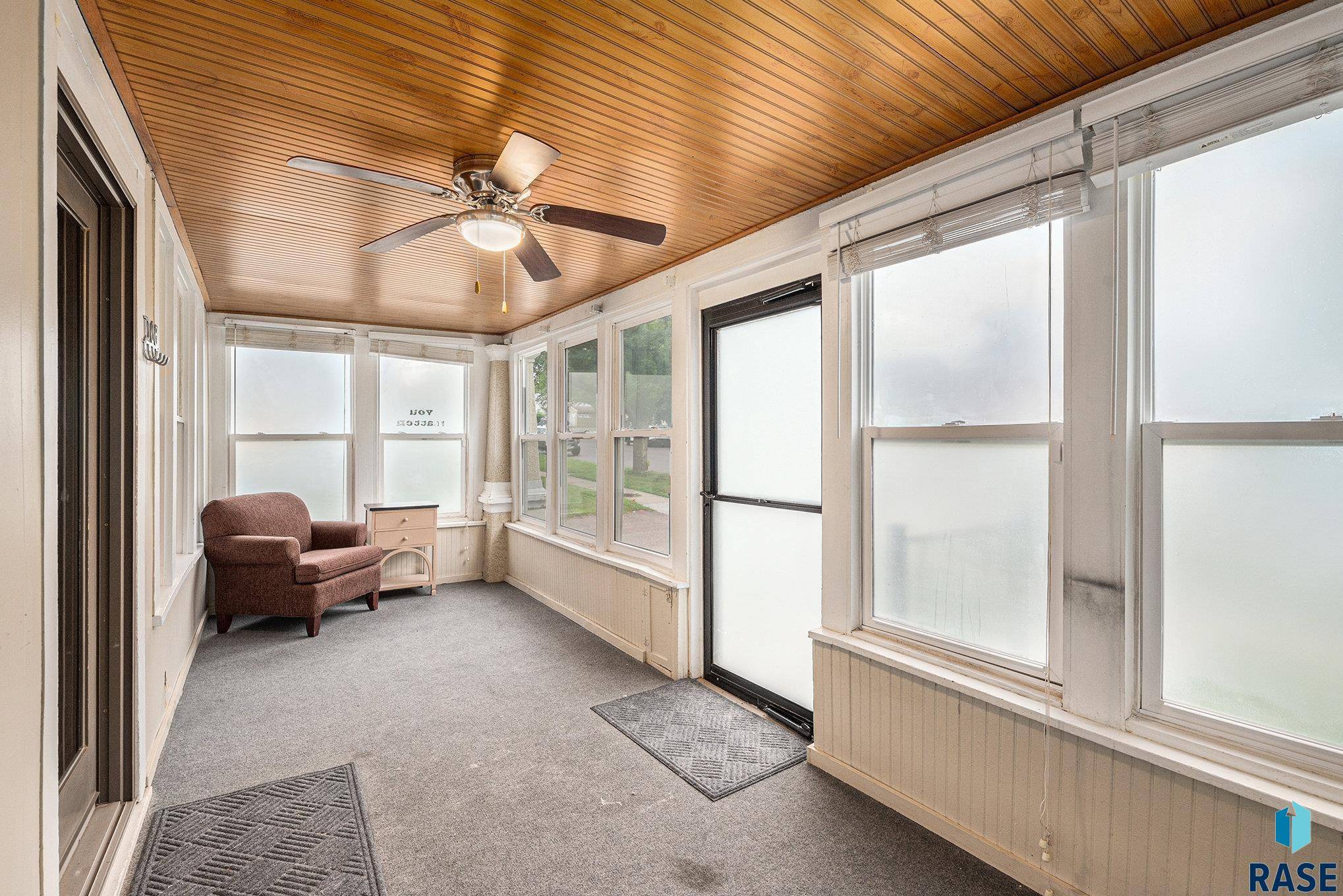 Sioux Falls, SD 57104,1408 W 9th St