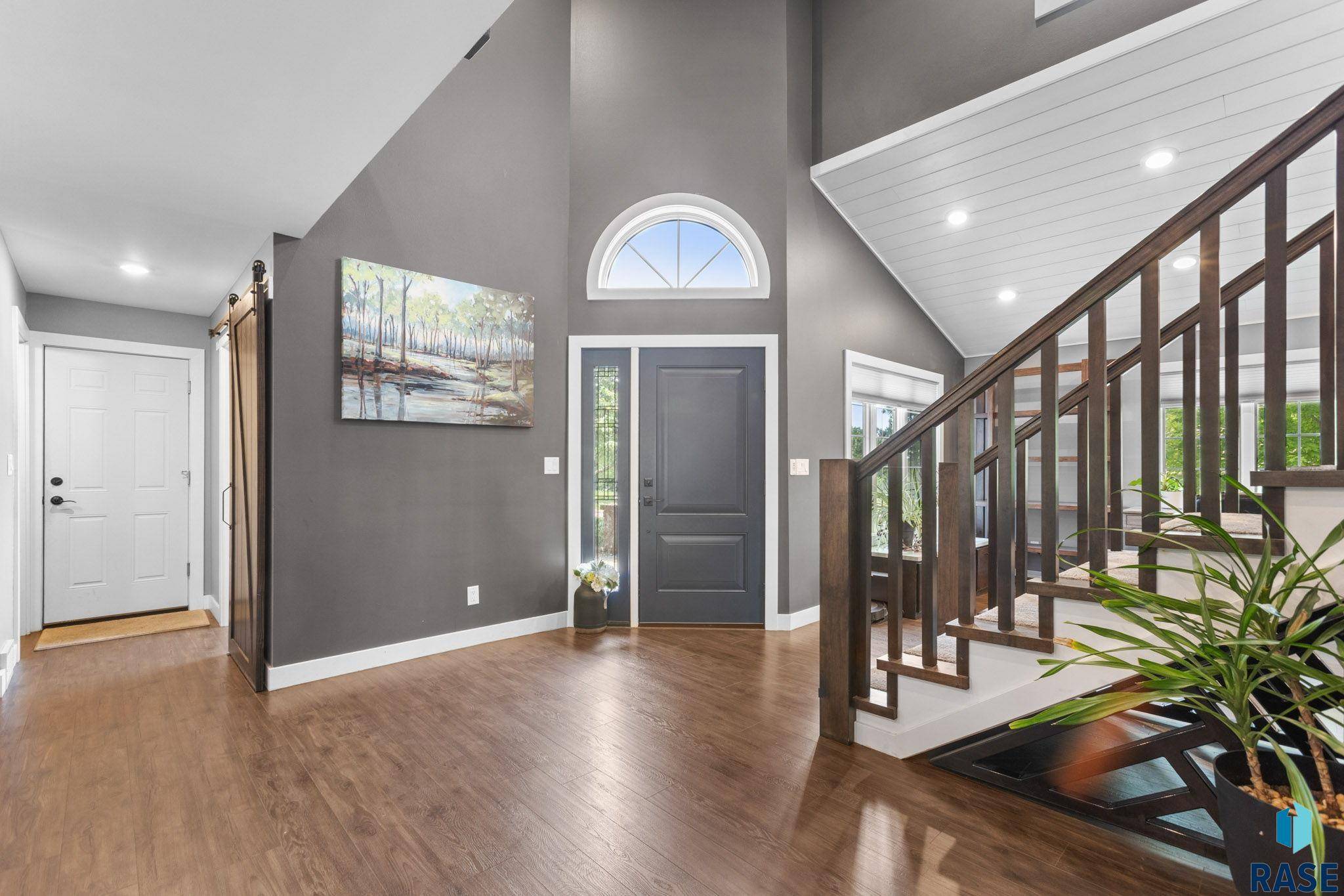 Sioux Falls, SD 57105,4513 S Southridge Dr