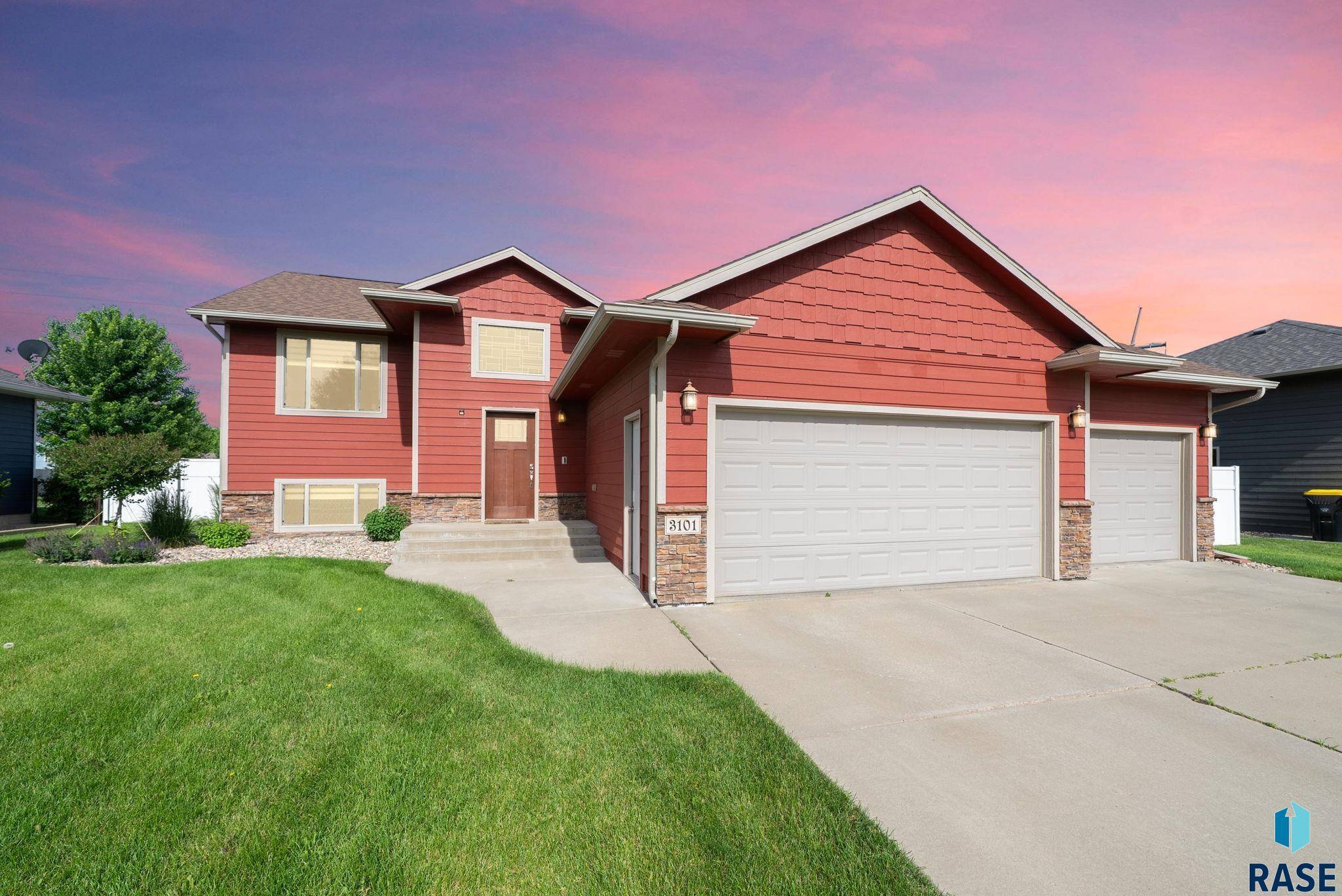 Sioux Falls, SD 57110,3101 S Dubuque Ave