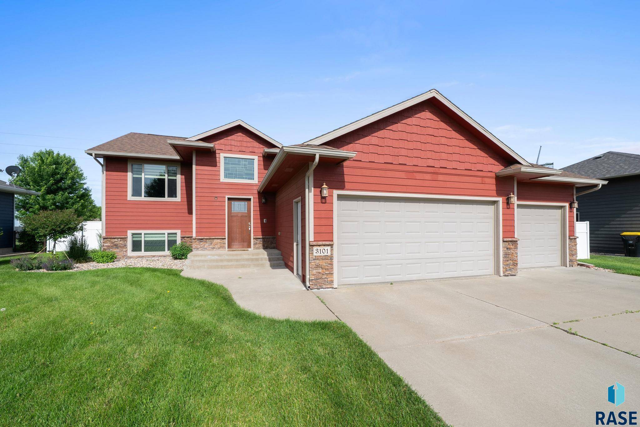 Sioux Falls, SD 57110,3101 S Dubuque Ave