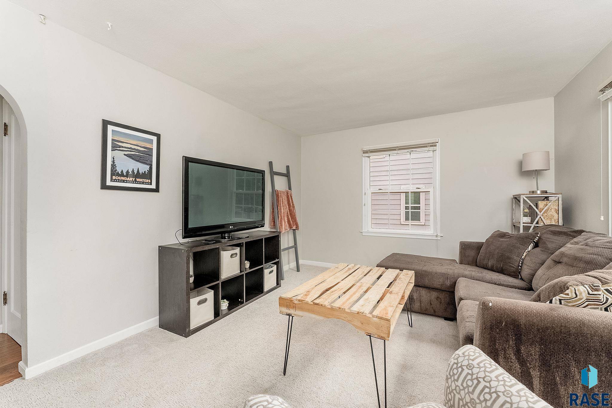 Madison, SD 57042-1736,918 N Washington Ave