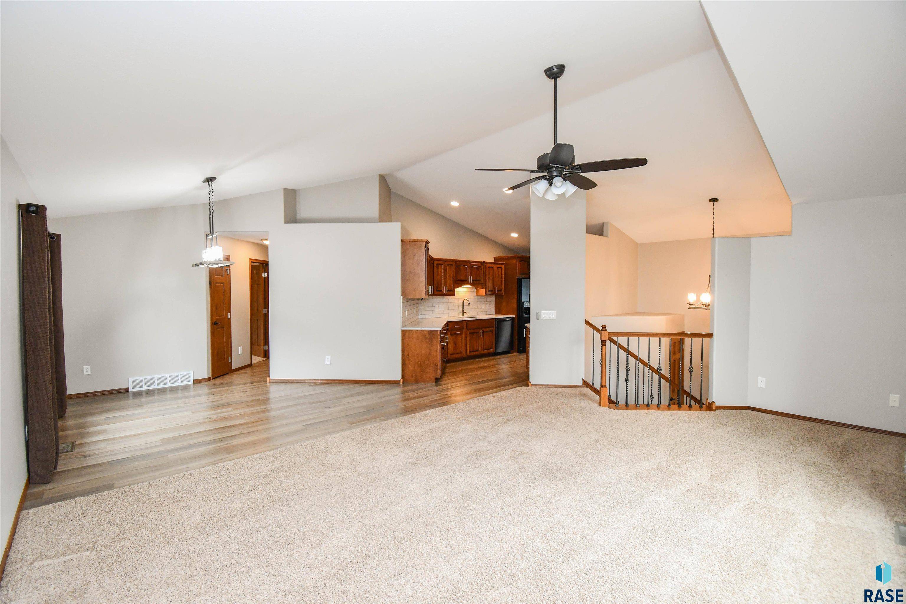 Sioux Falls, SD 57106,1617 S Mary Beth Ave