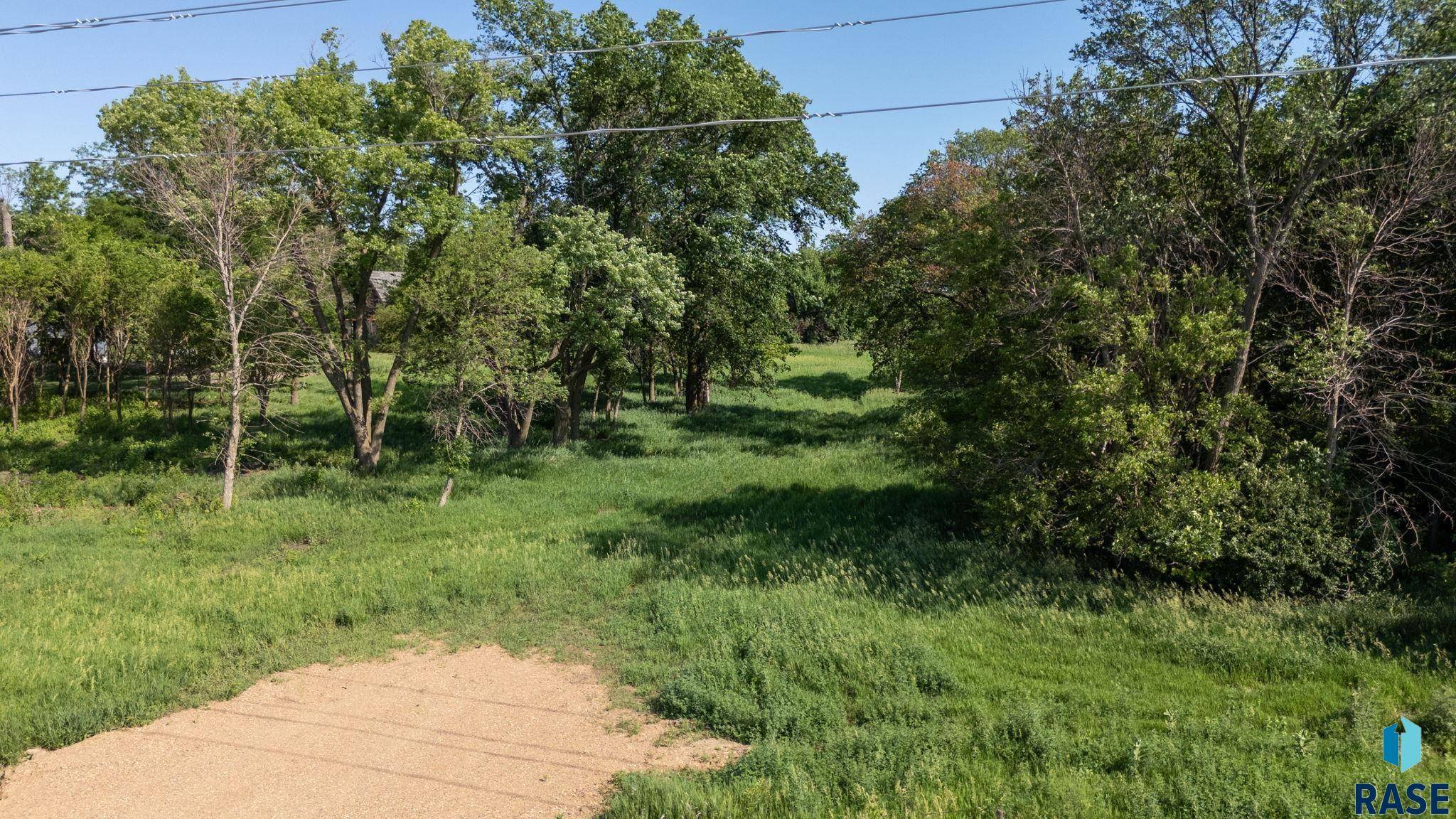 Hartford, SD 57033,Benton Rd