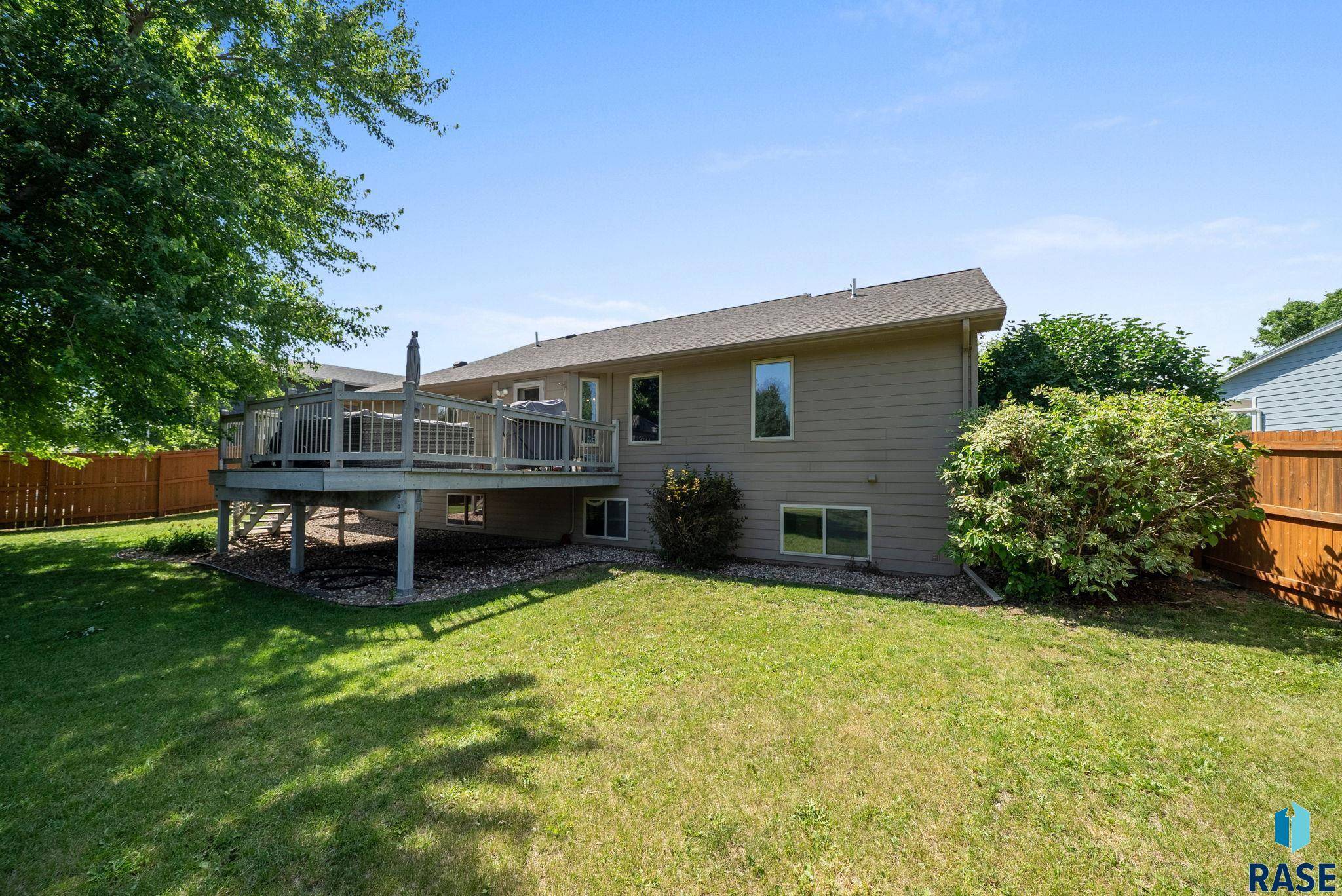 Sioux Falls, SD 57106,6045 W Jordan Ct