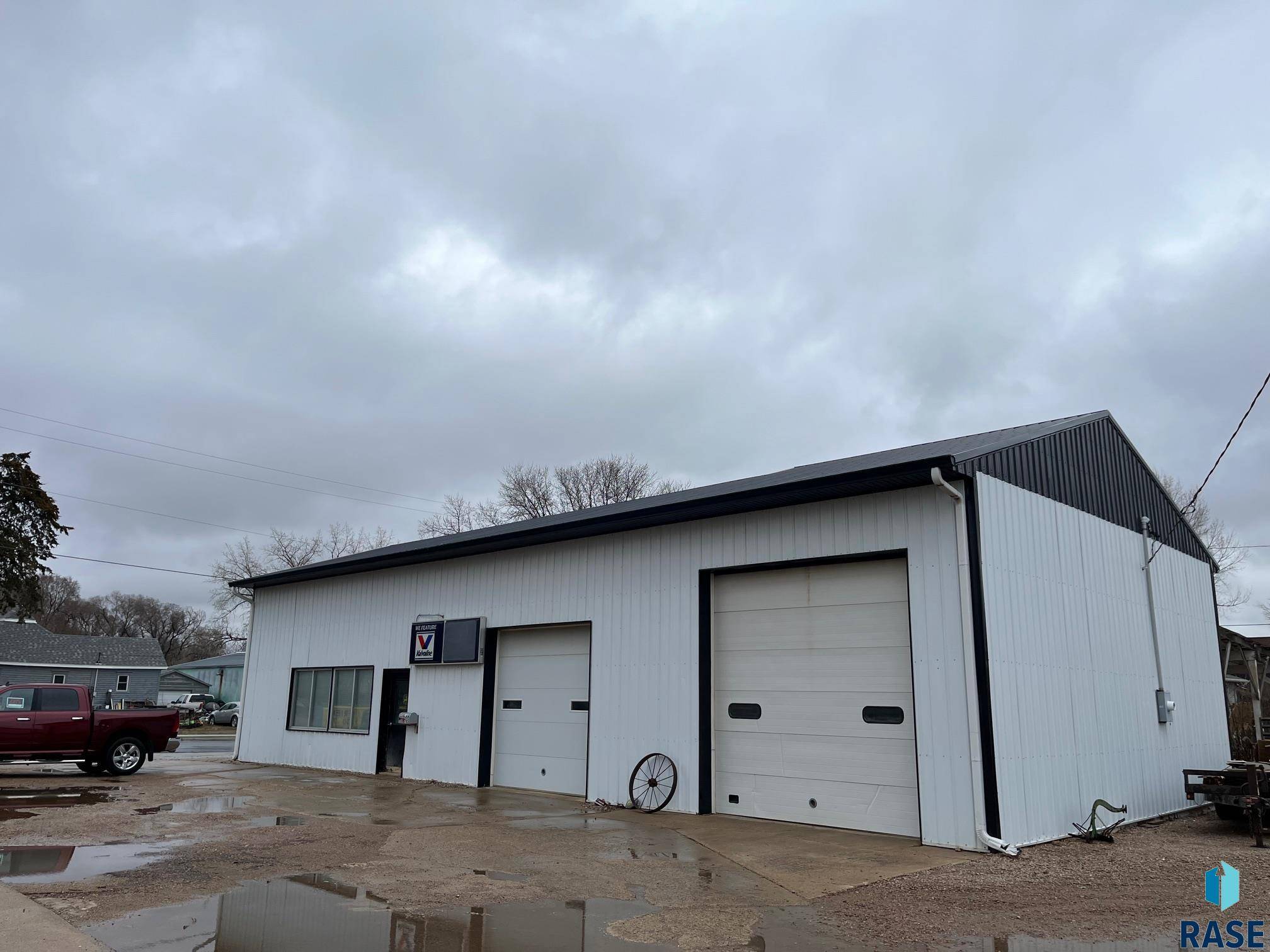 Canton, SD 57013,705 W 5 th St