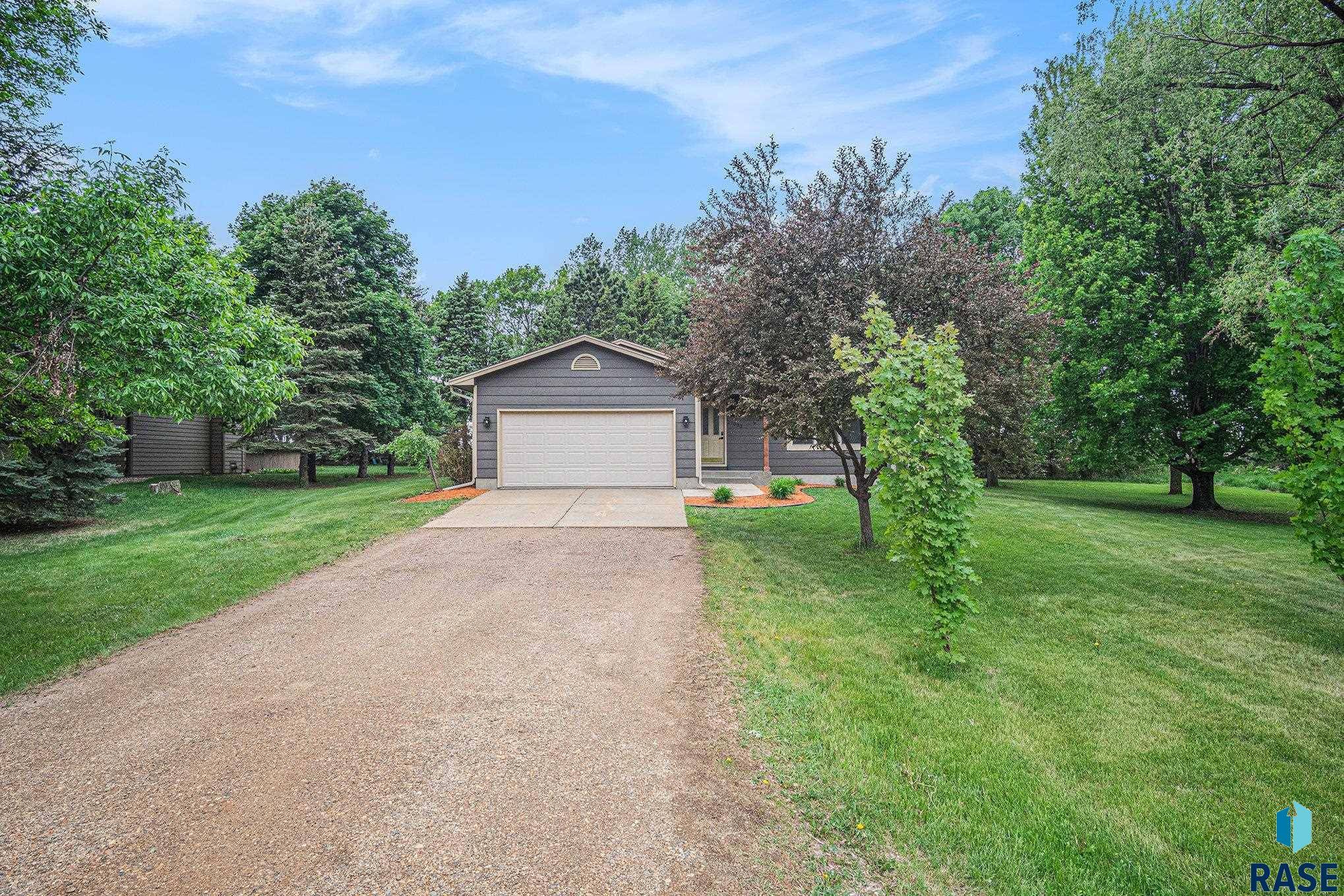 Sioux Falls, SD 57108,27033 Revillo Pl