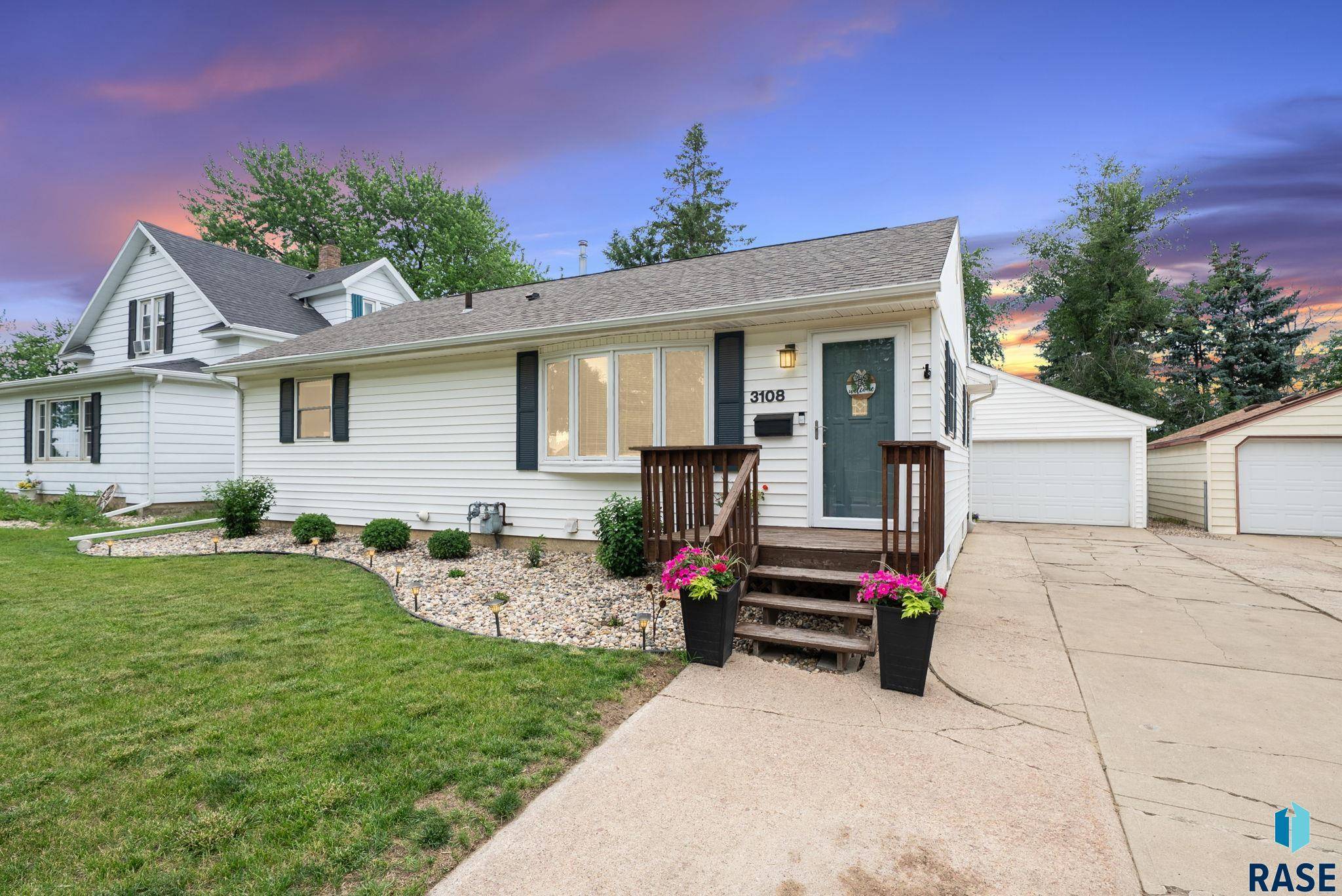 Sioux Falls, SD 57103,3108 E 15th St
