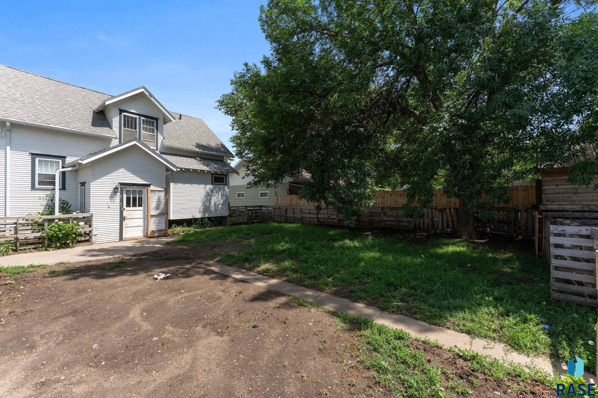 Scotland, SD 57059,1020 First St
