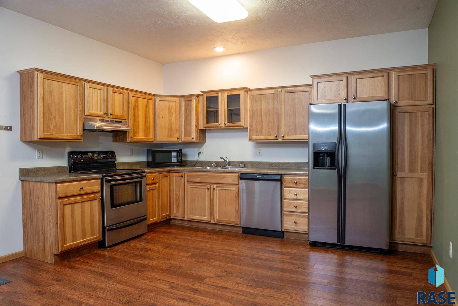 Hartford, SD 57033,703 N Mundt Ave #4