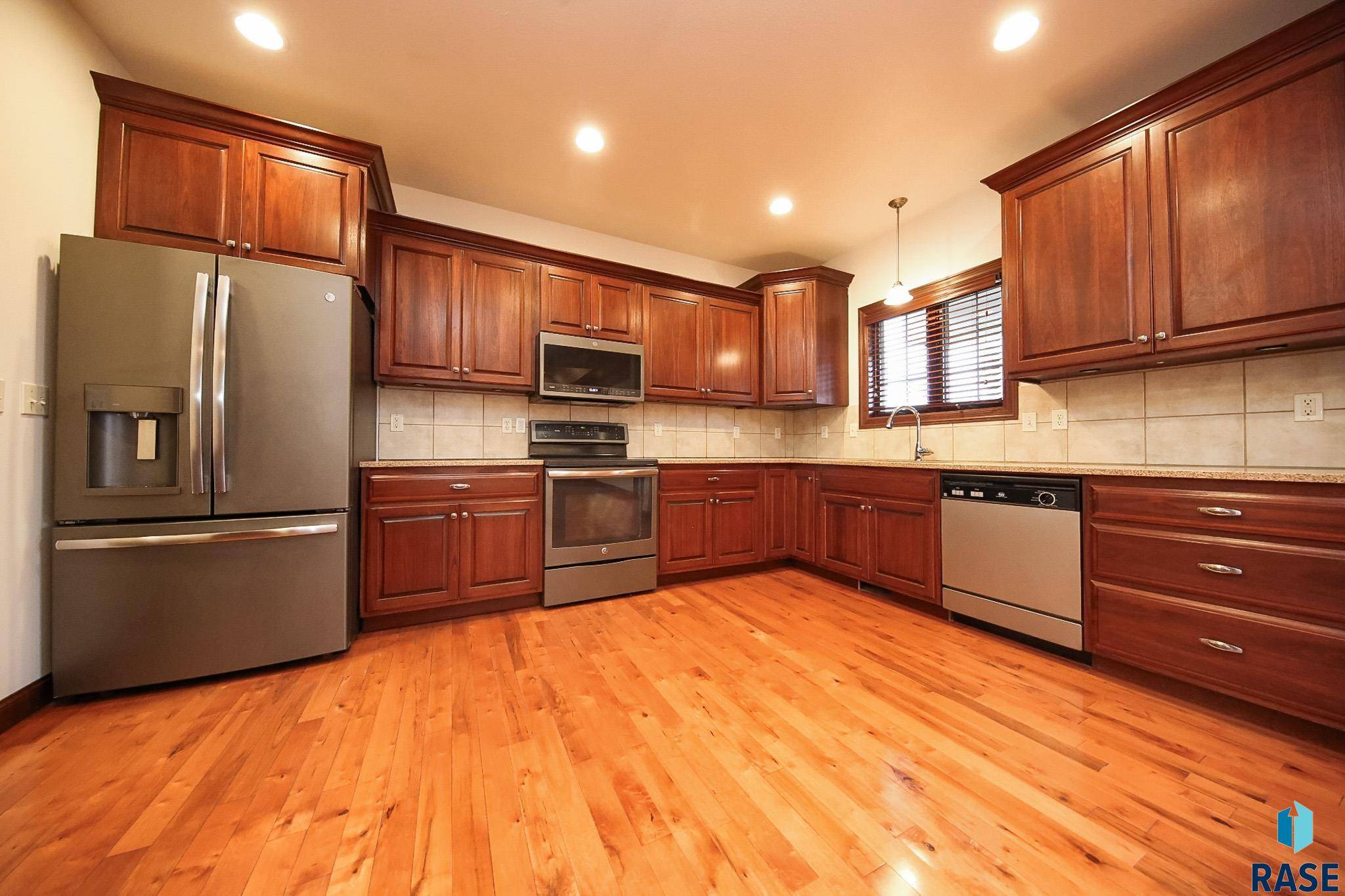 Sioux Falls, SD 57110-1407,200 S Dewberry Cir