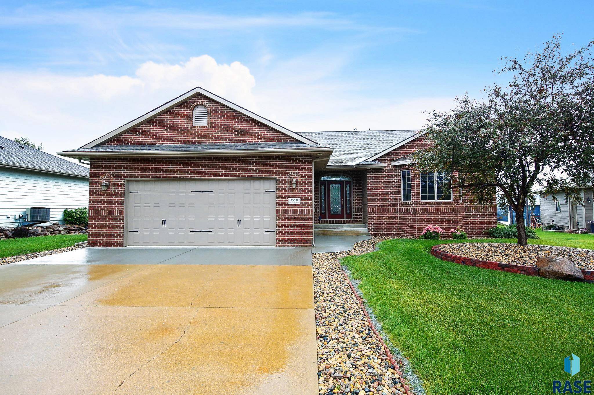 Sioux Falls, SD 57110-1407,200 S Dewberry Cir