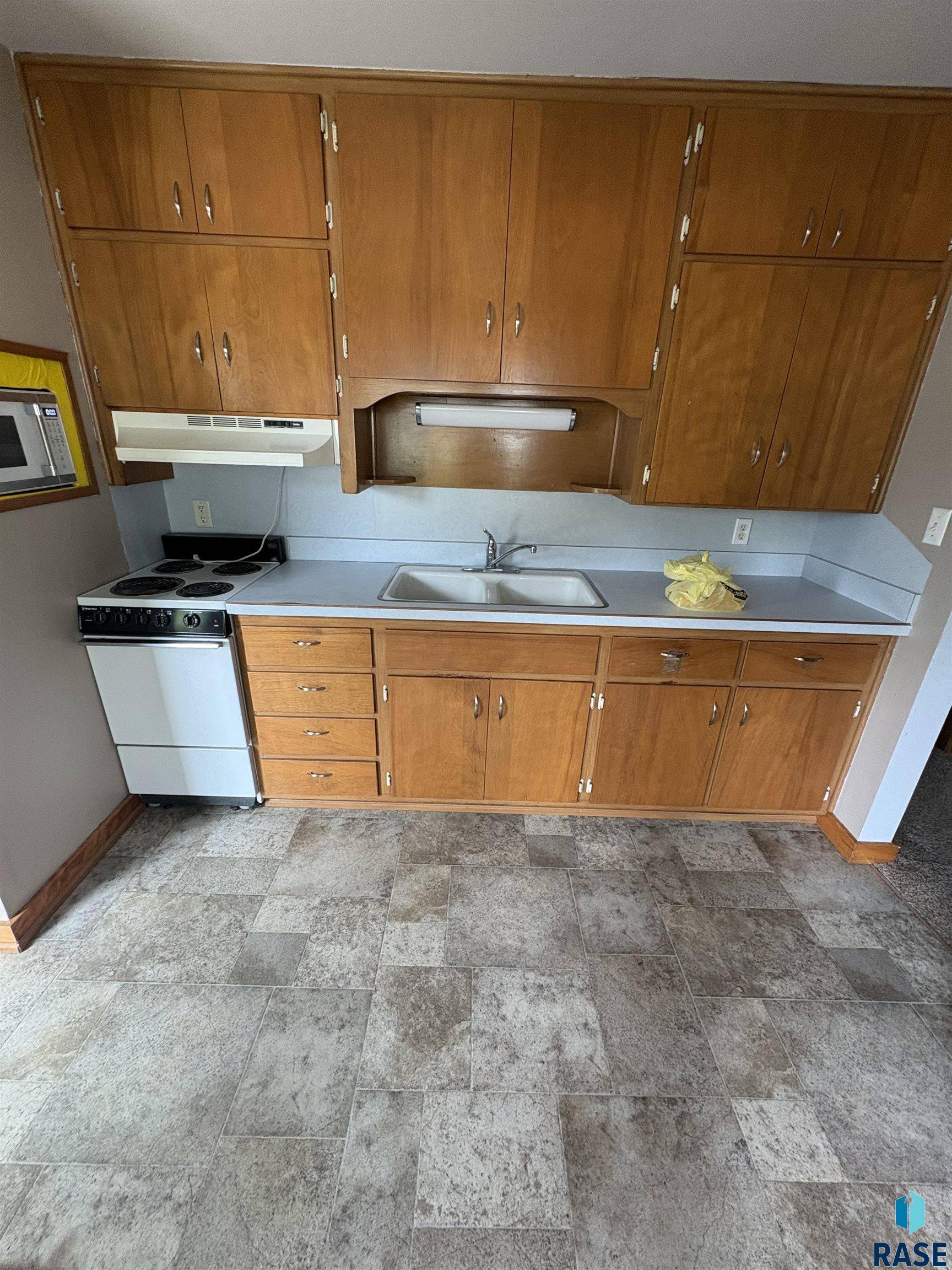 Pipestone, MN 56164,202 SW 7th Ave