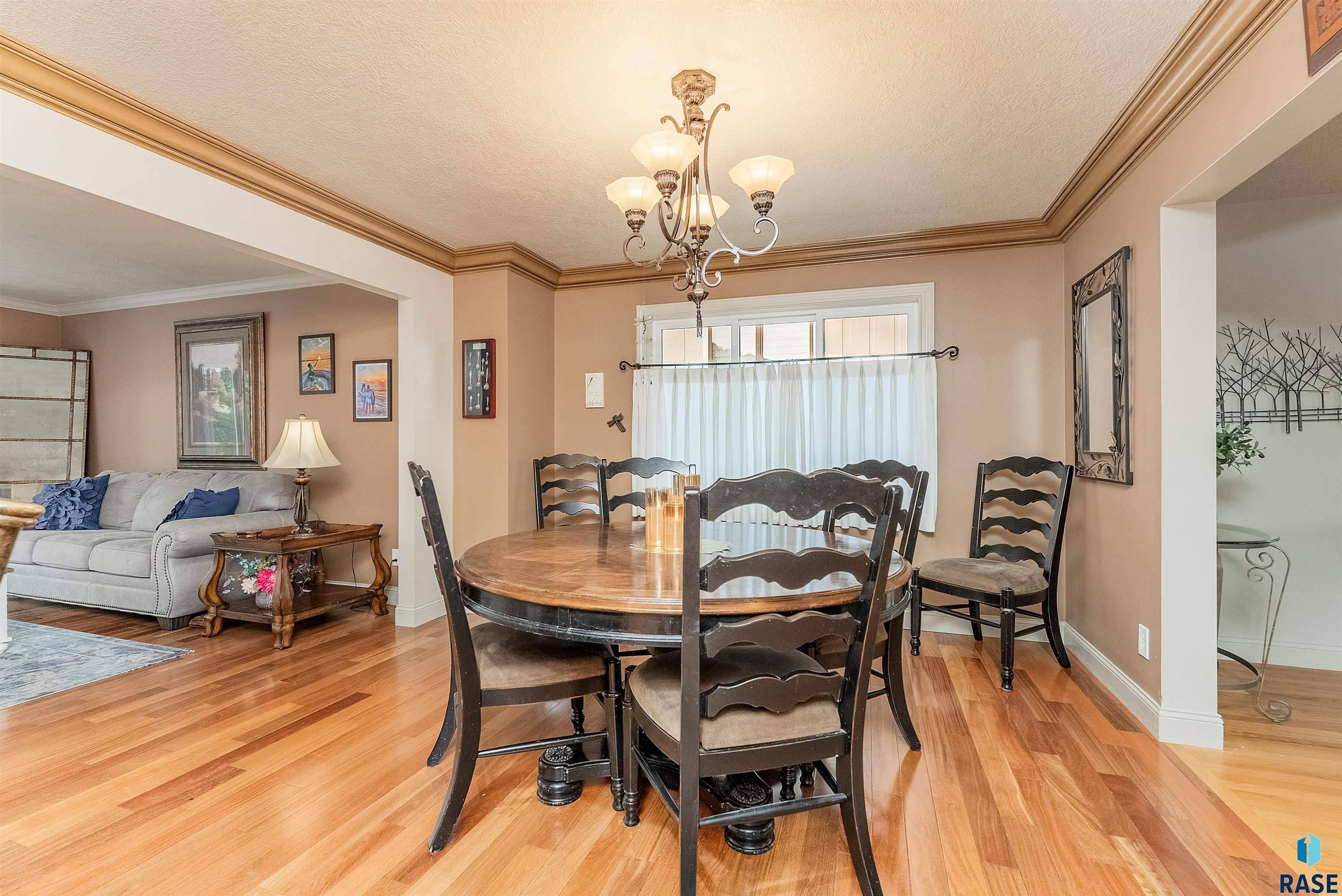 Sioux Falls, SD 57105,317 E Aspen Dr