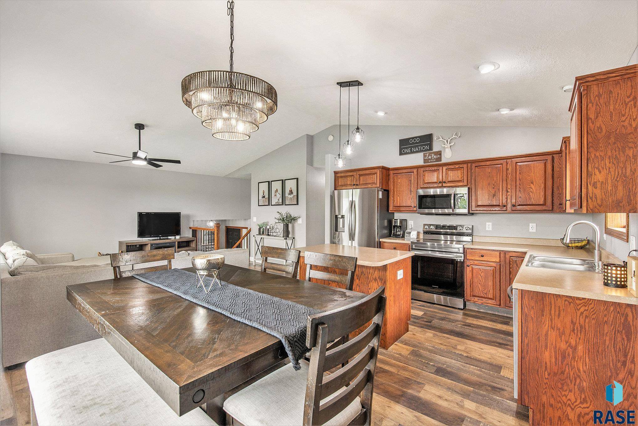 Harrisburg, SD 57032,704 Cottonwood Dr