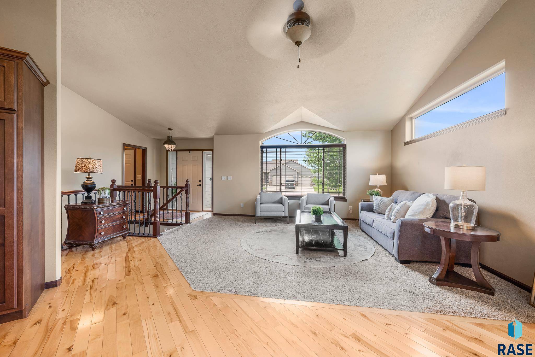 Sioux Falls, SD 57106,1712 S Kinderhook Ave