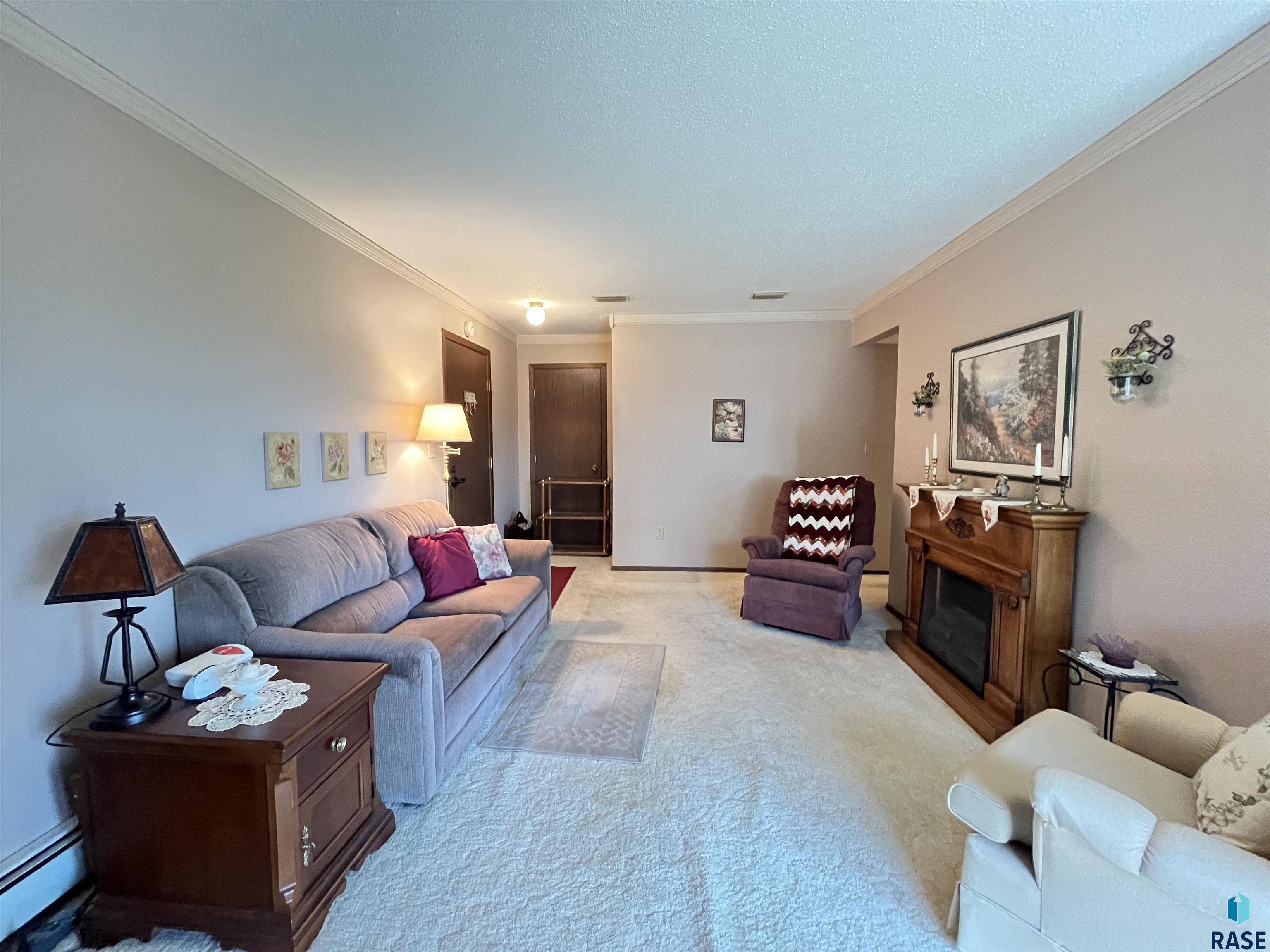 Sioux Falls, SD 57106,3552 S Gateway Blvd #204