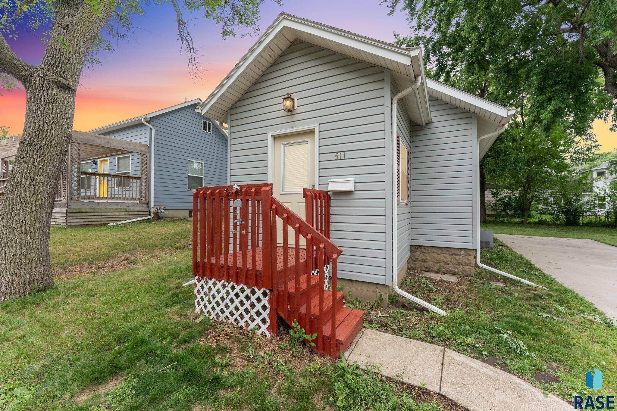 Sioux Falls, SD 57104,511 6th Ave