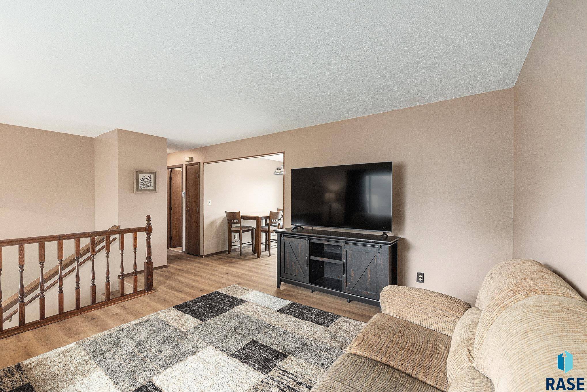 Sioux Falls, SD 57106,5909 W Bakker Park Dr