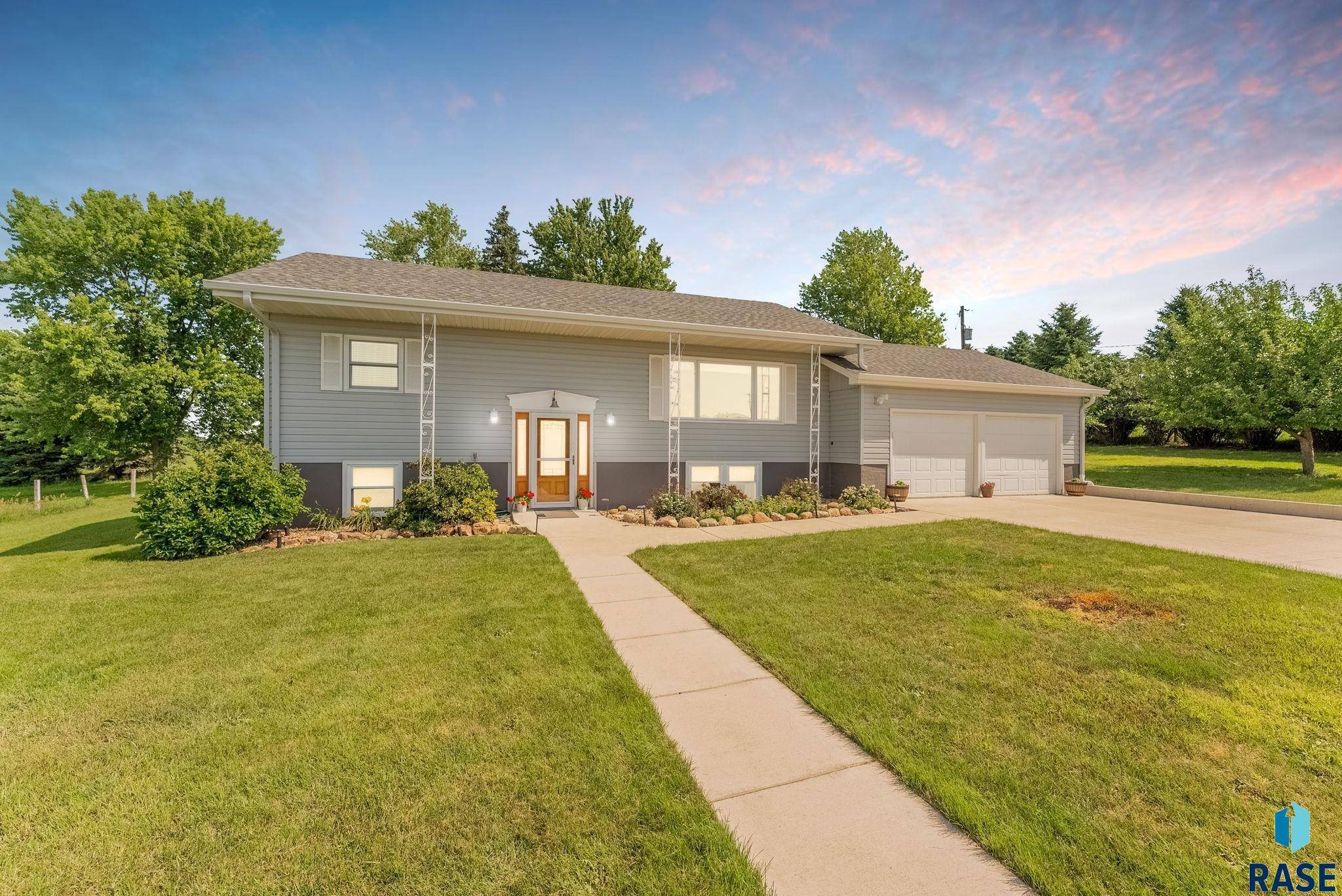 Garretson, SD 57030,924 Dows St