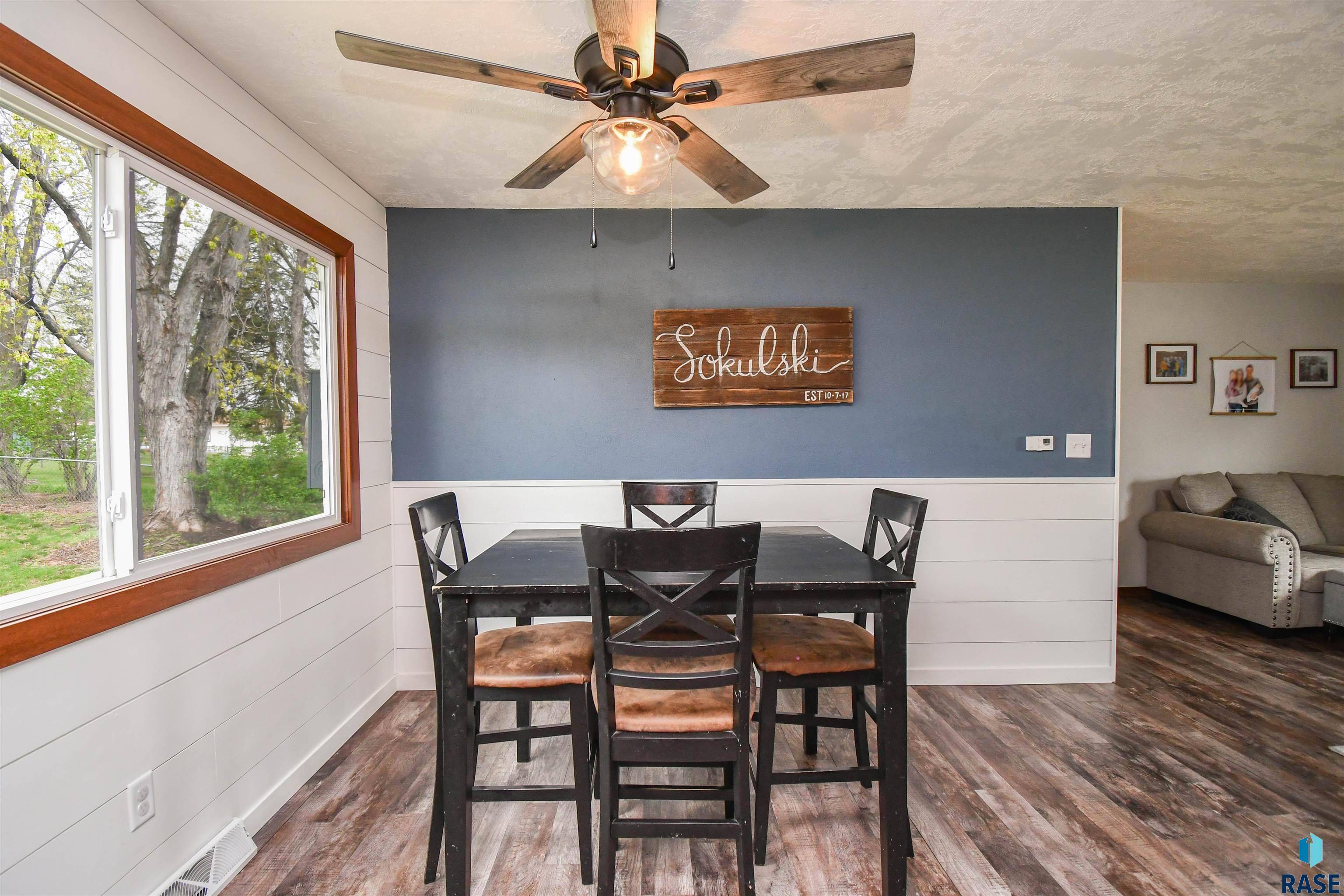 Brandon, SD 57005,217 N Needles Dr