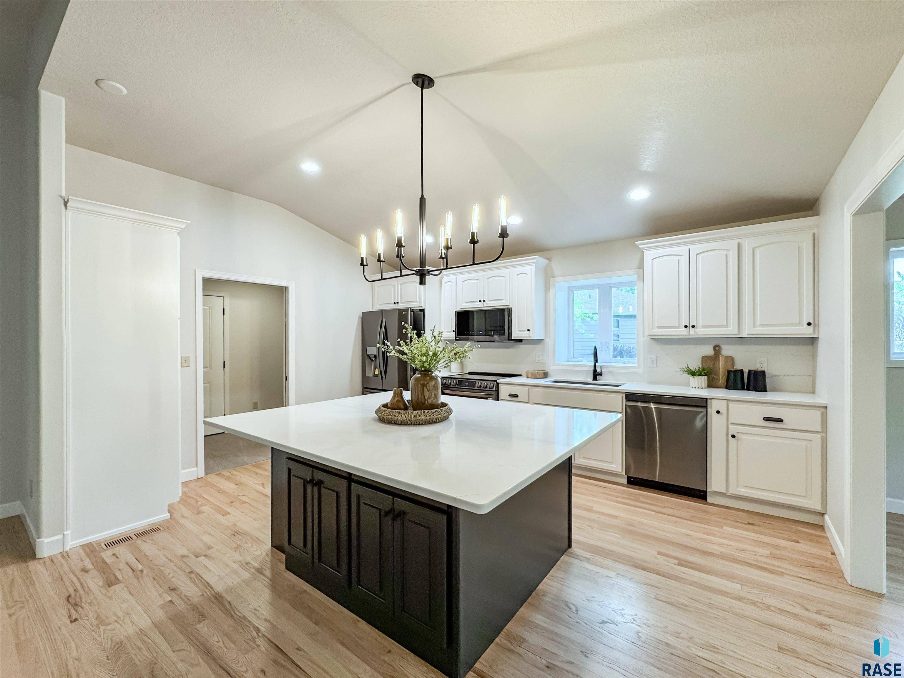 Sioux Falls, SD 57108,1708 E Ash Grove Cir