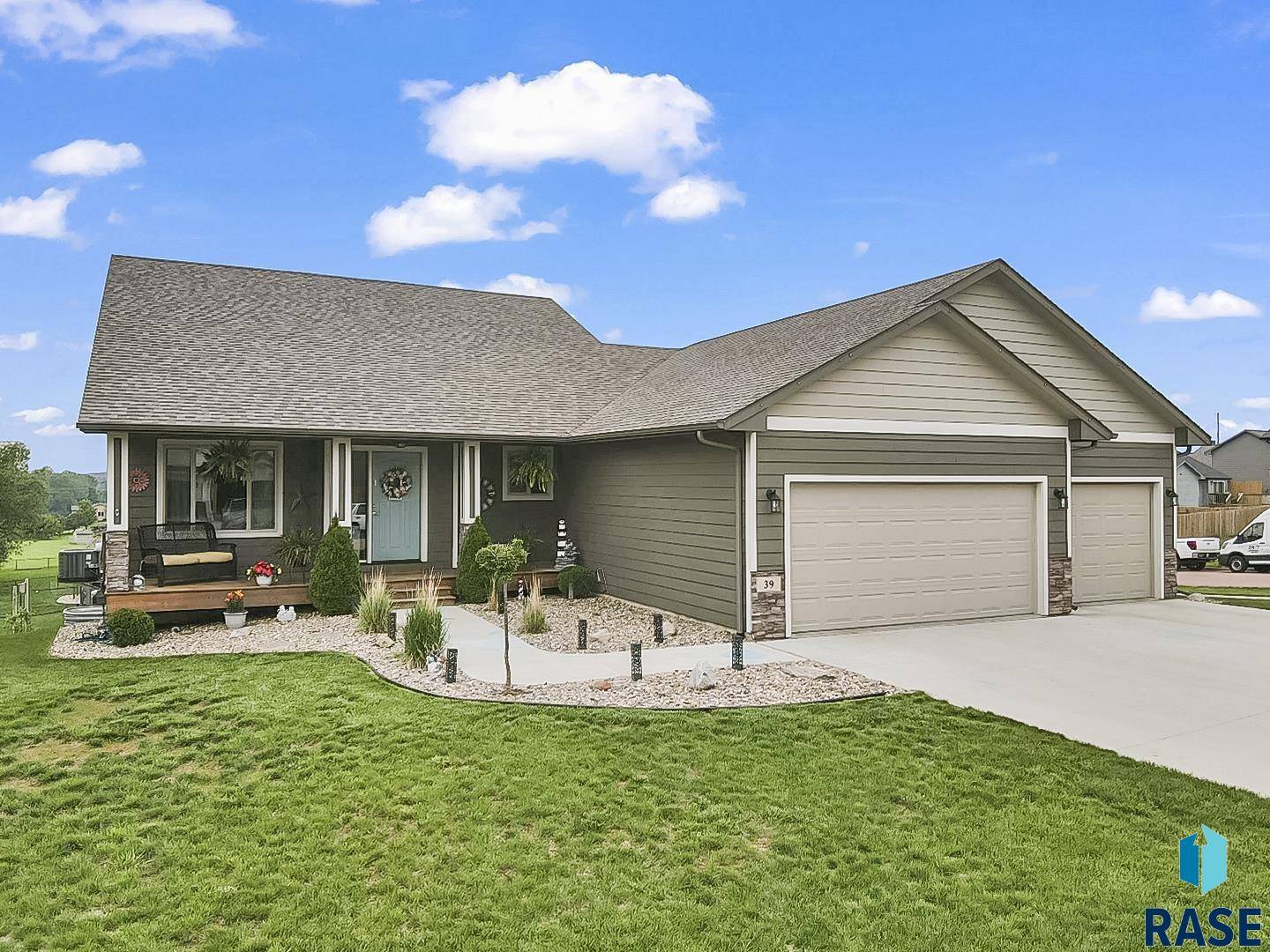 Baltic, SD 57003,39 N 6th St