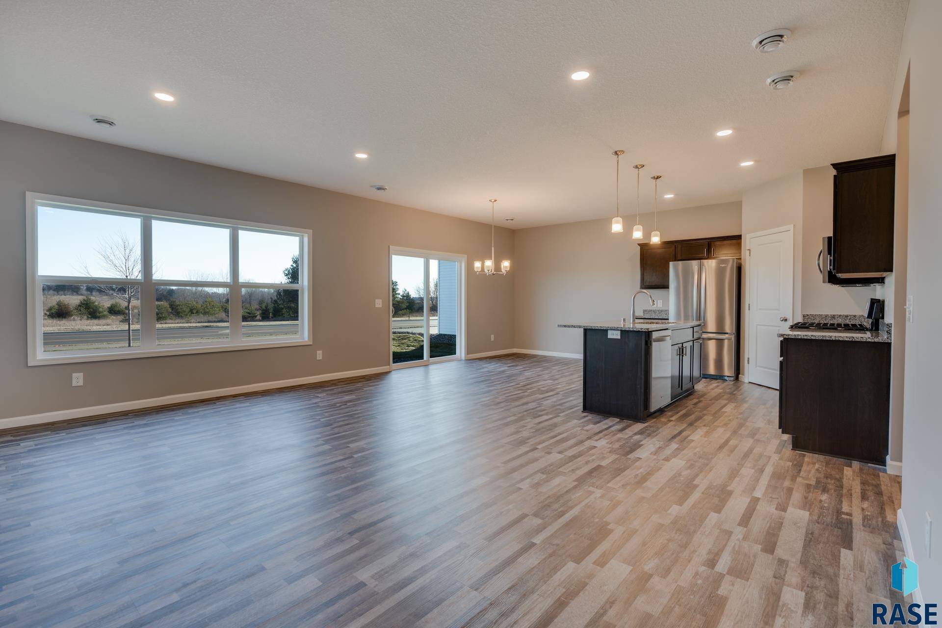 Sioux Falls, SD 57107,6409 W Valentine St