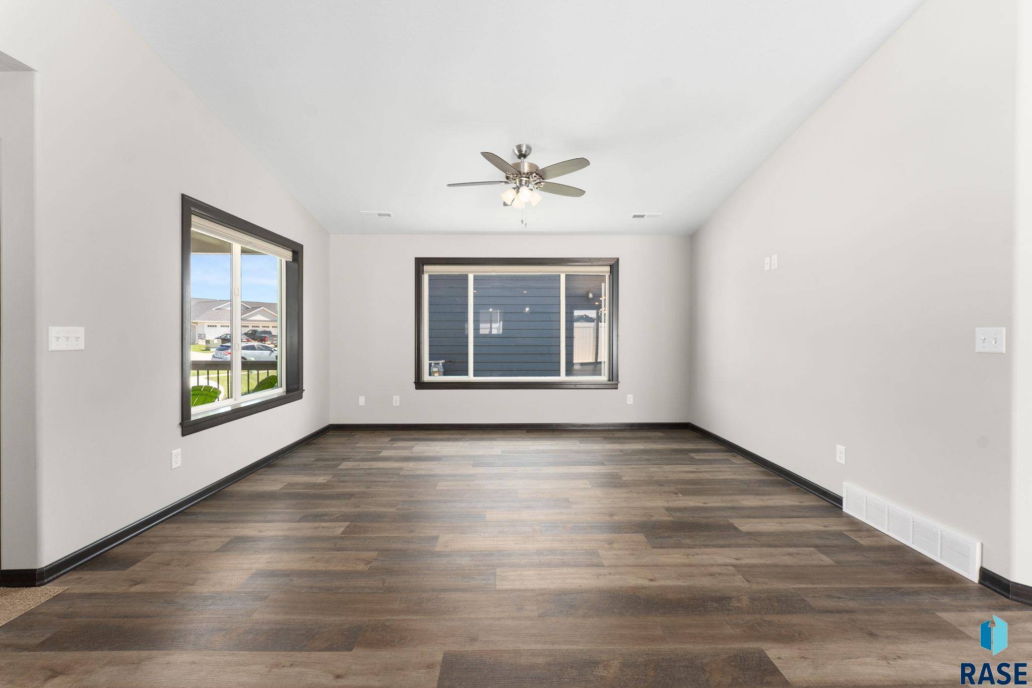 Sioux Falls, SD 57107,4601 W 34th St