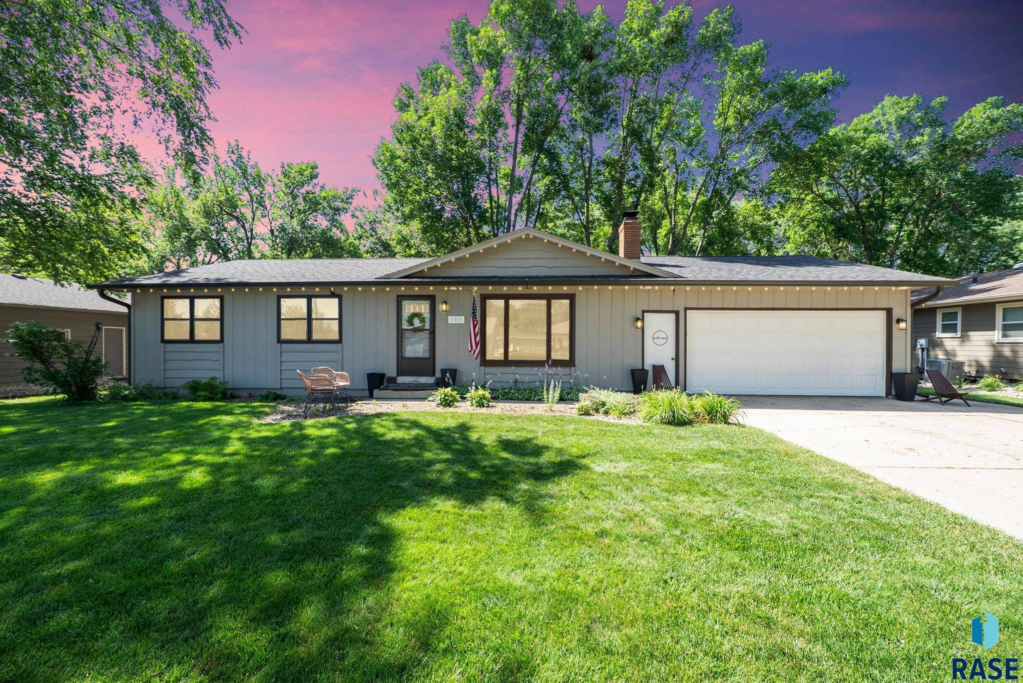 Sioux Falls, SD 57106,5409 W 49th St