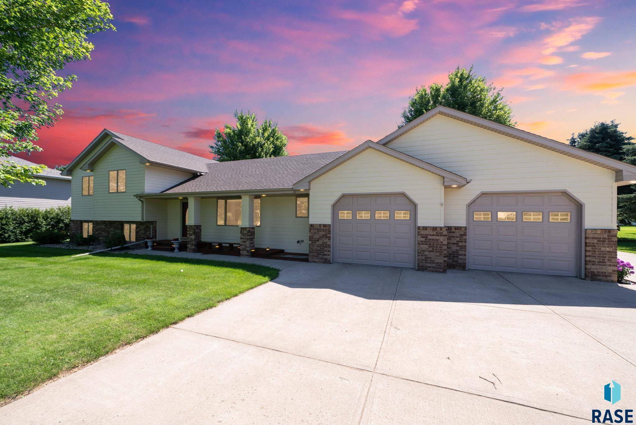 Hartford, SD 57033,26680 Dayspring Cir