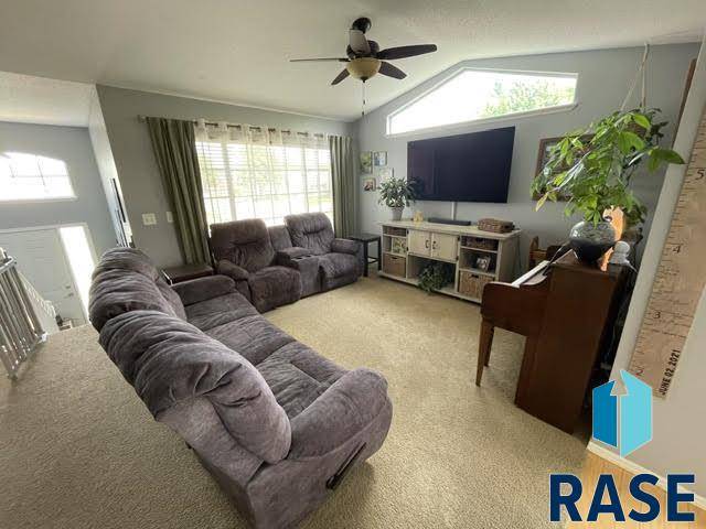 Sioux Falls, SD 57106,7001 W 52nd St