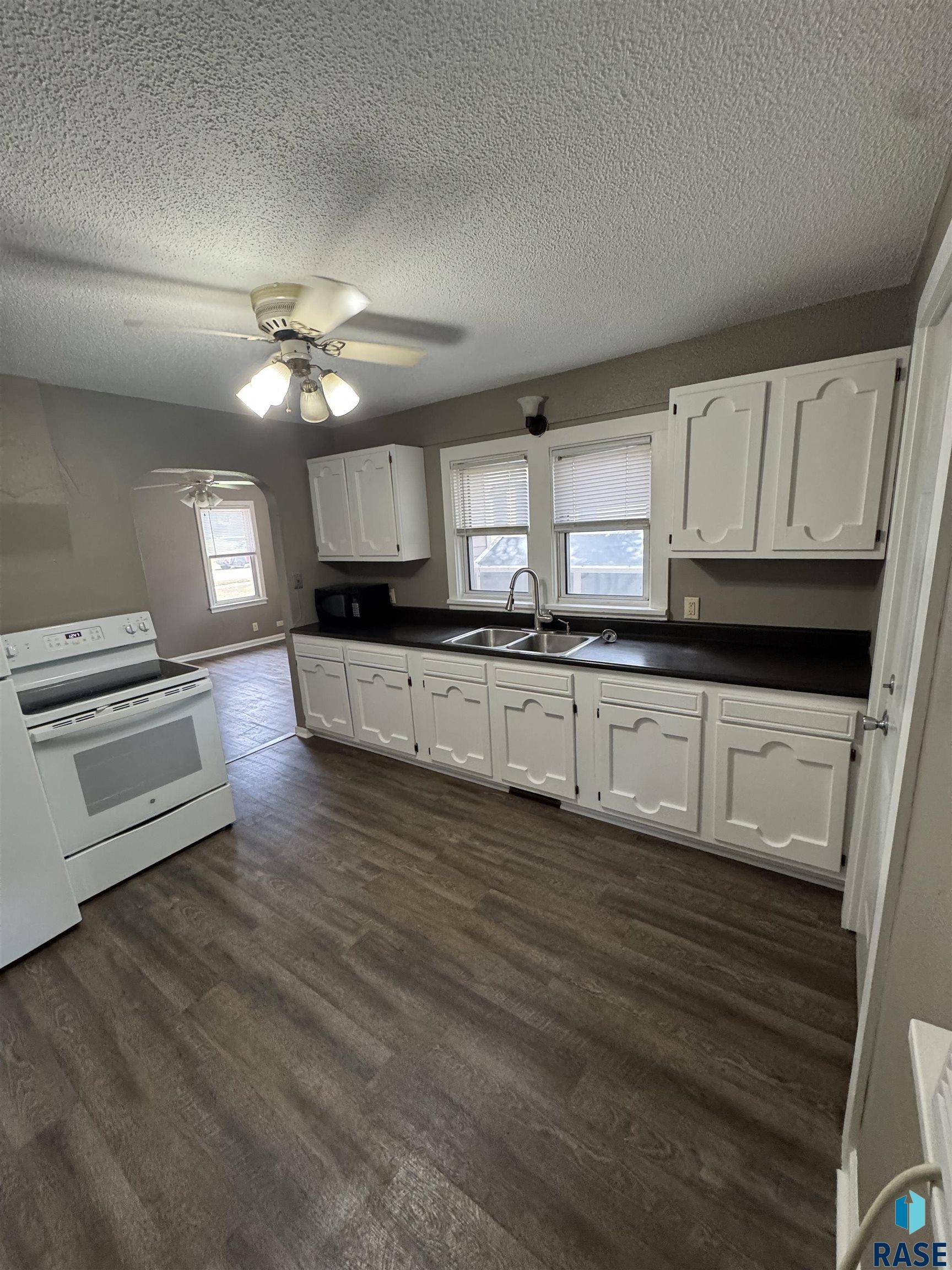 Sioux Falls, SD 57105-3734,2313 S Norton Ave