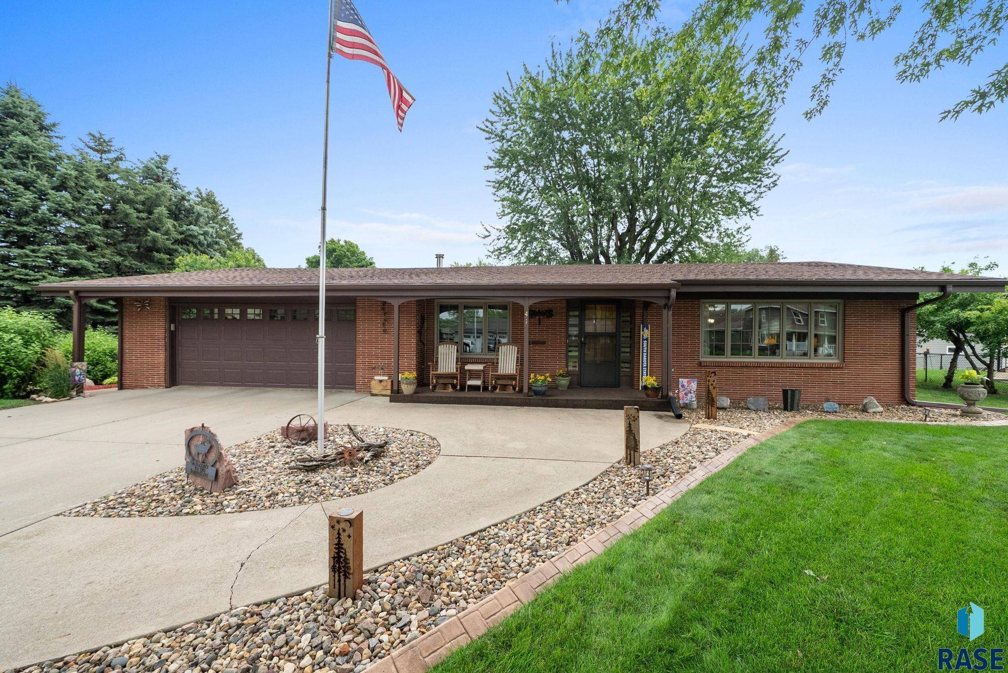 Beresford, SD 57004,410 S 6th St