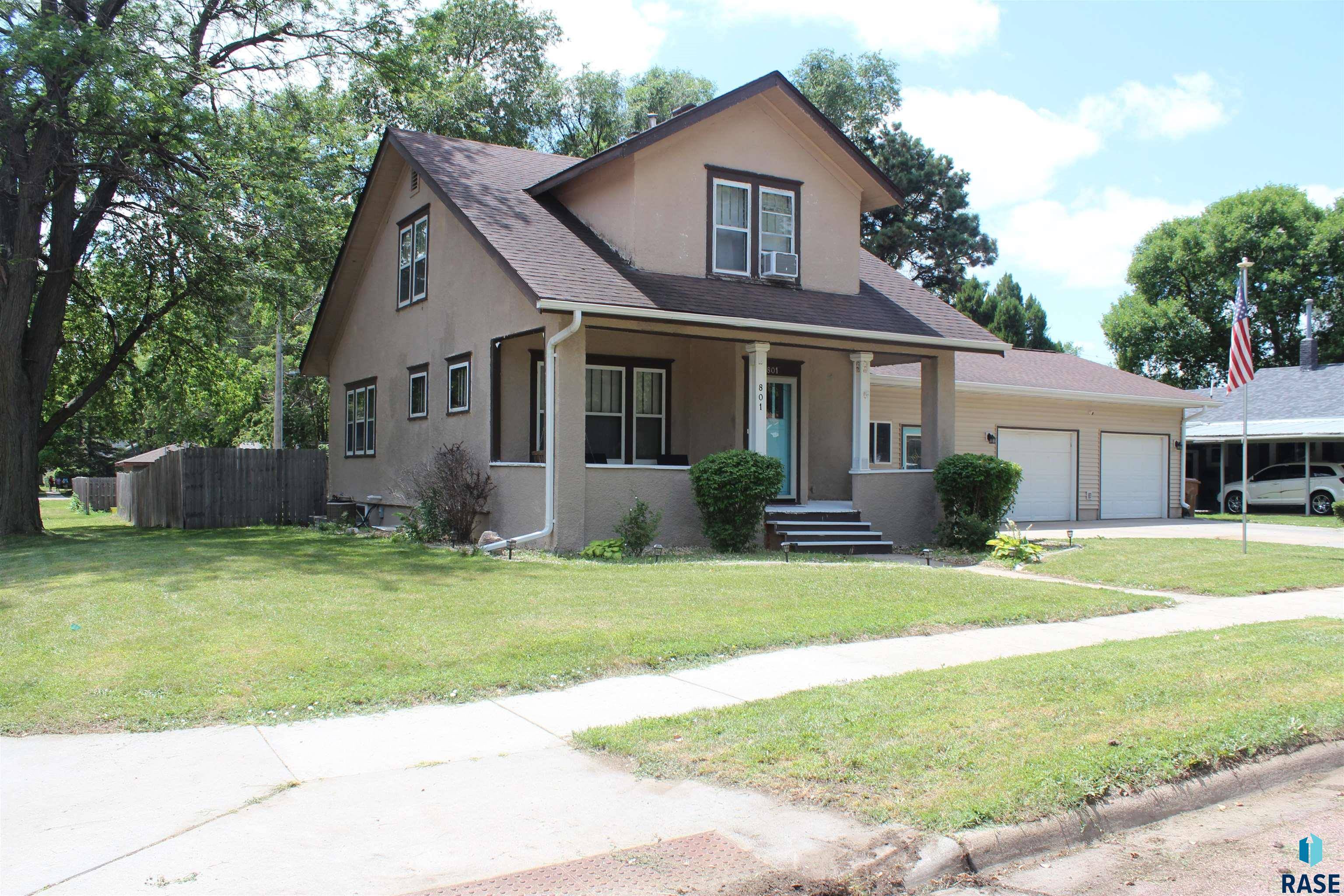 Mitchell, SD 57301,801 W 7th Ave
