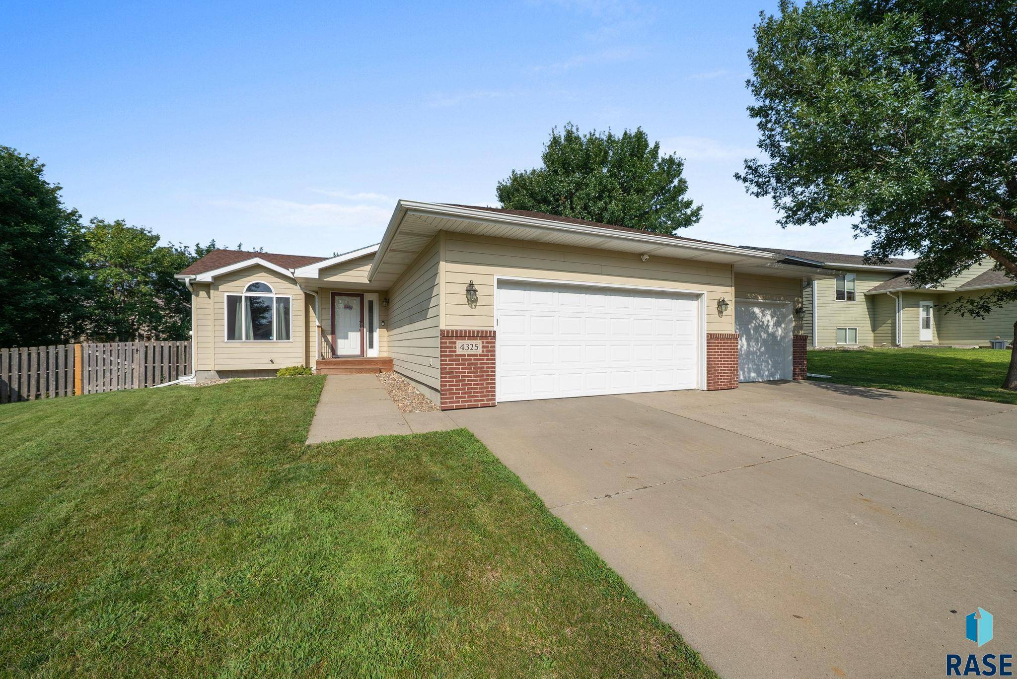 Sioux Falls, SD 57107,4325 N Alaska Ave