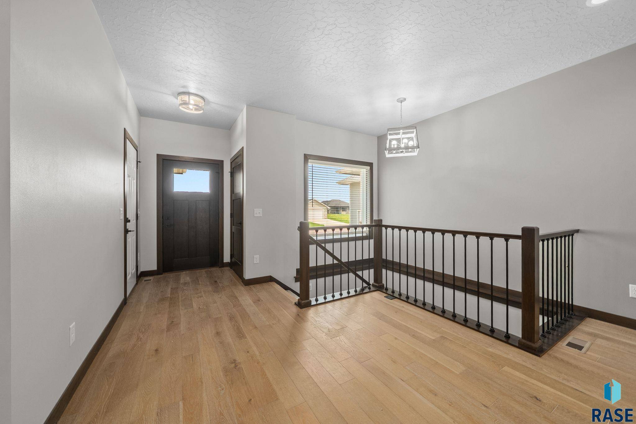 Harrisburg, SD 57032,111 Mydland Dr Dr