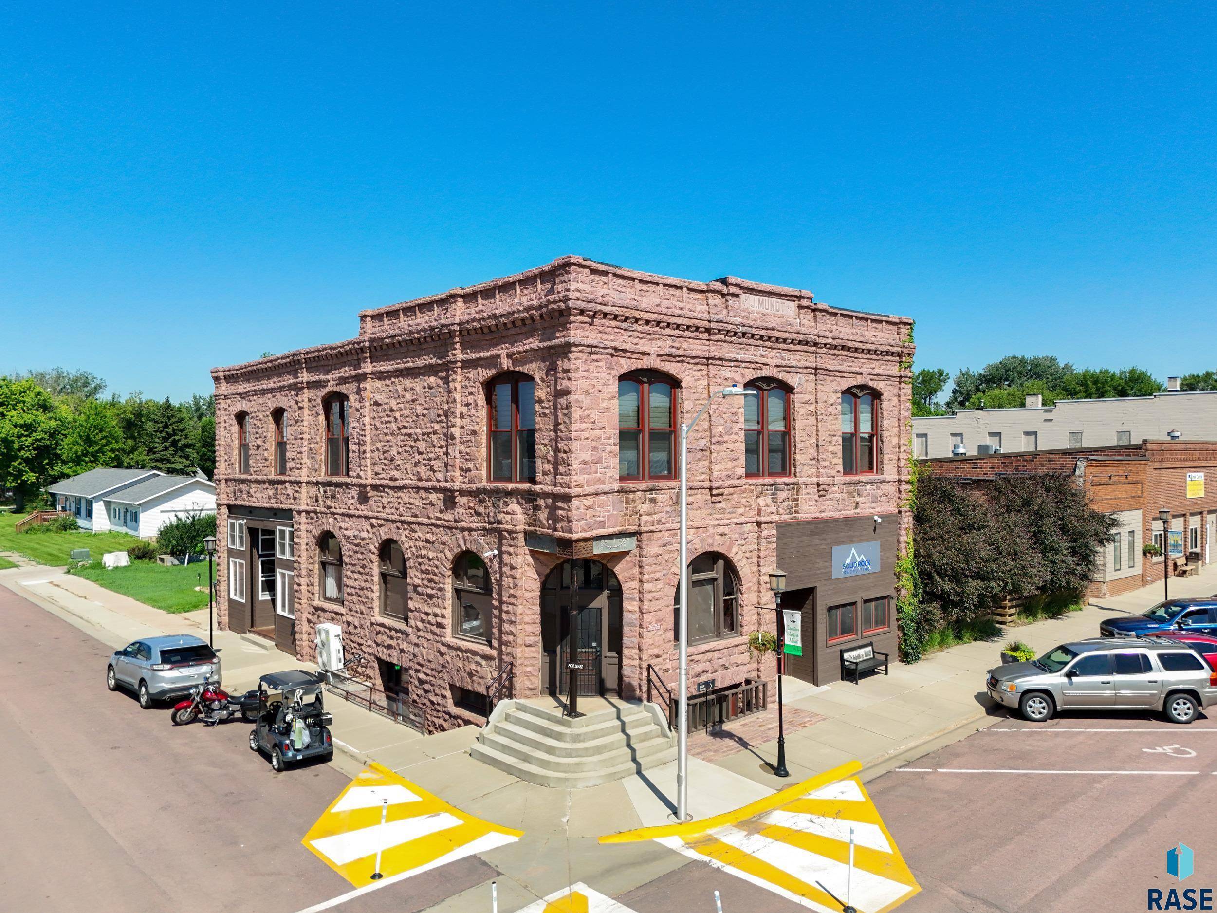 Hartford, SD 57033,101 N Main Ave #C