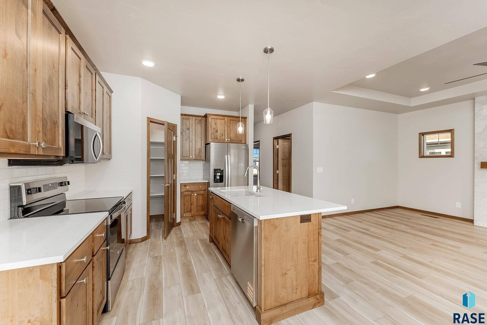 Brandon, SD 57005,2404 E Brek St