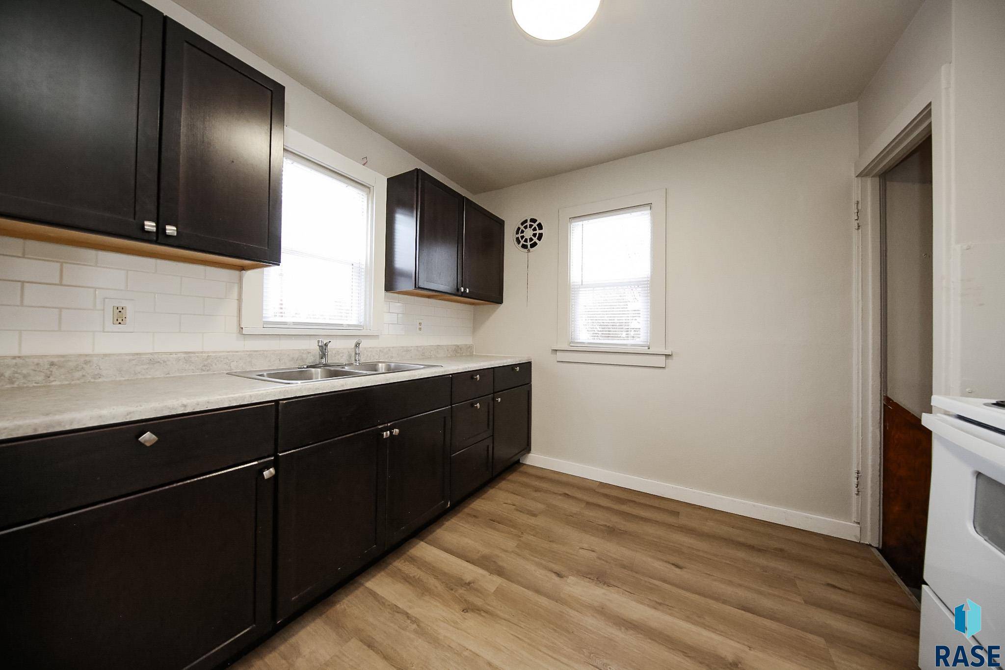 Sioux Falls, SD 57104,1330 W 14th St