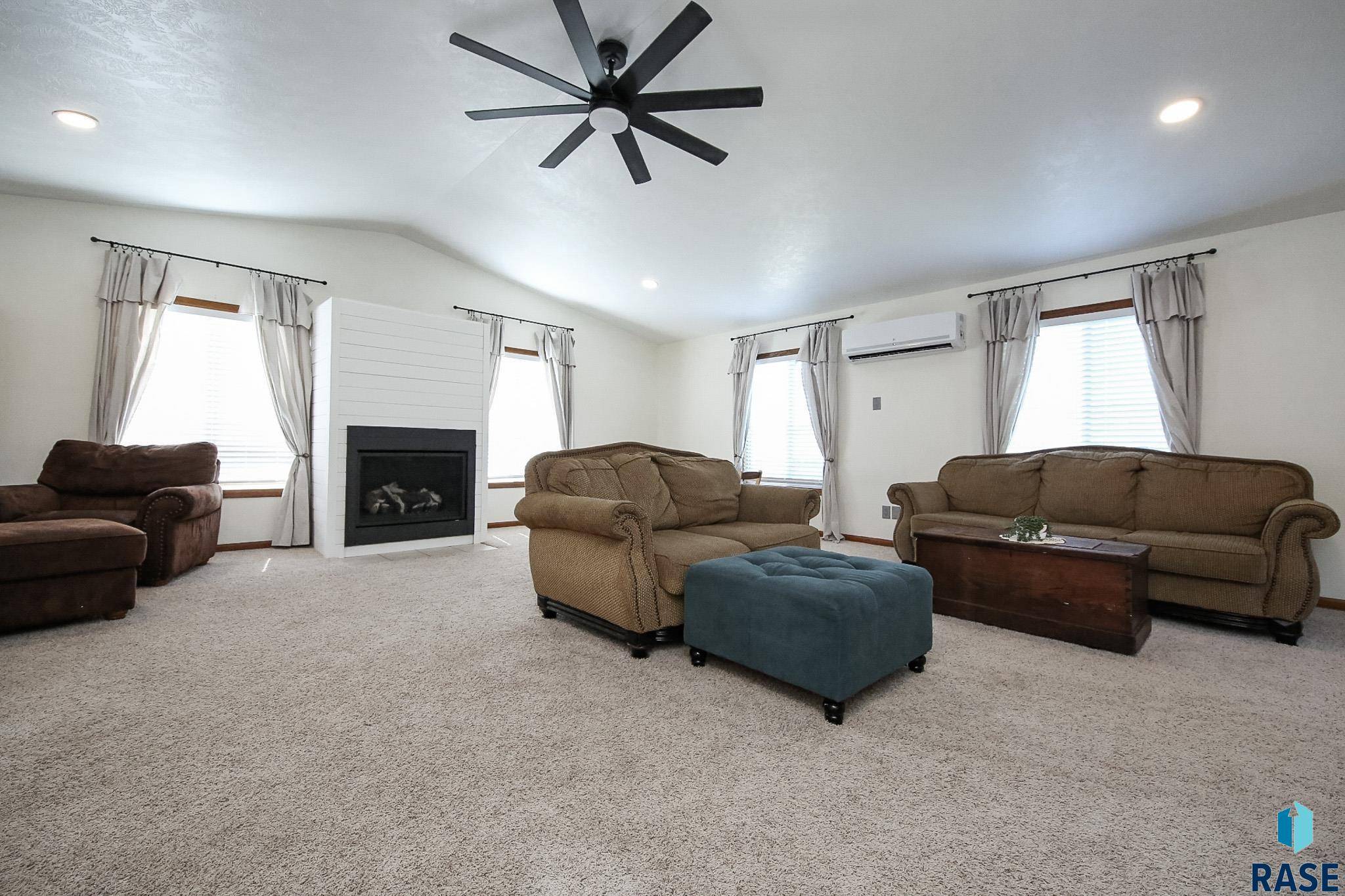 Parker, SD 57053,470 S Elm Ave
