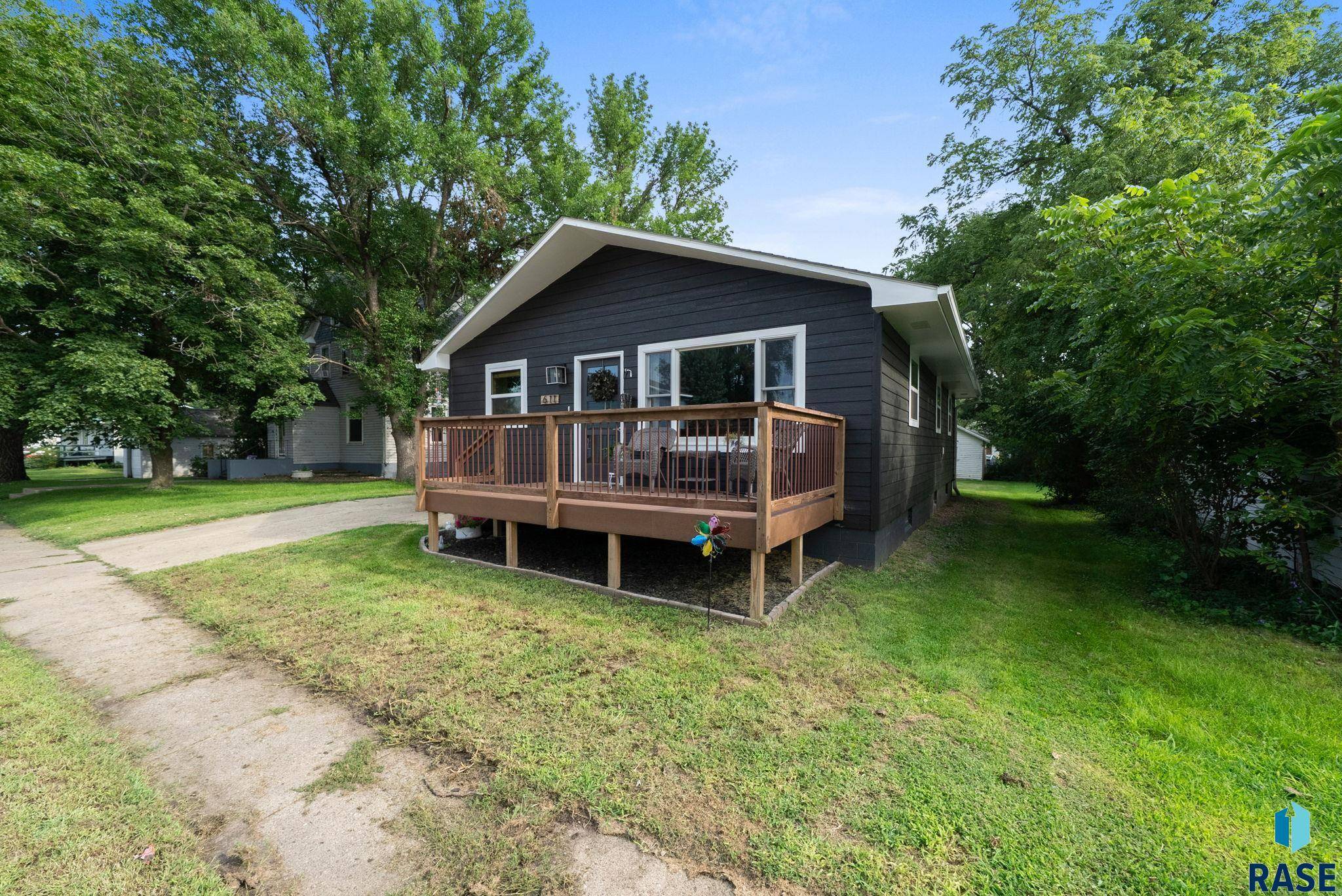Bridgewater, SD 57319,611 E 3Rd St St