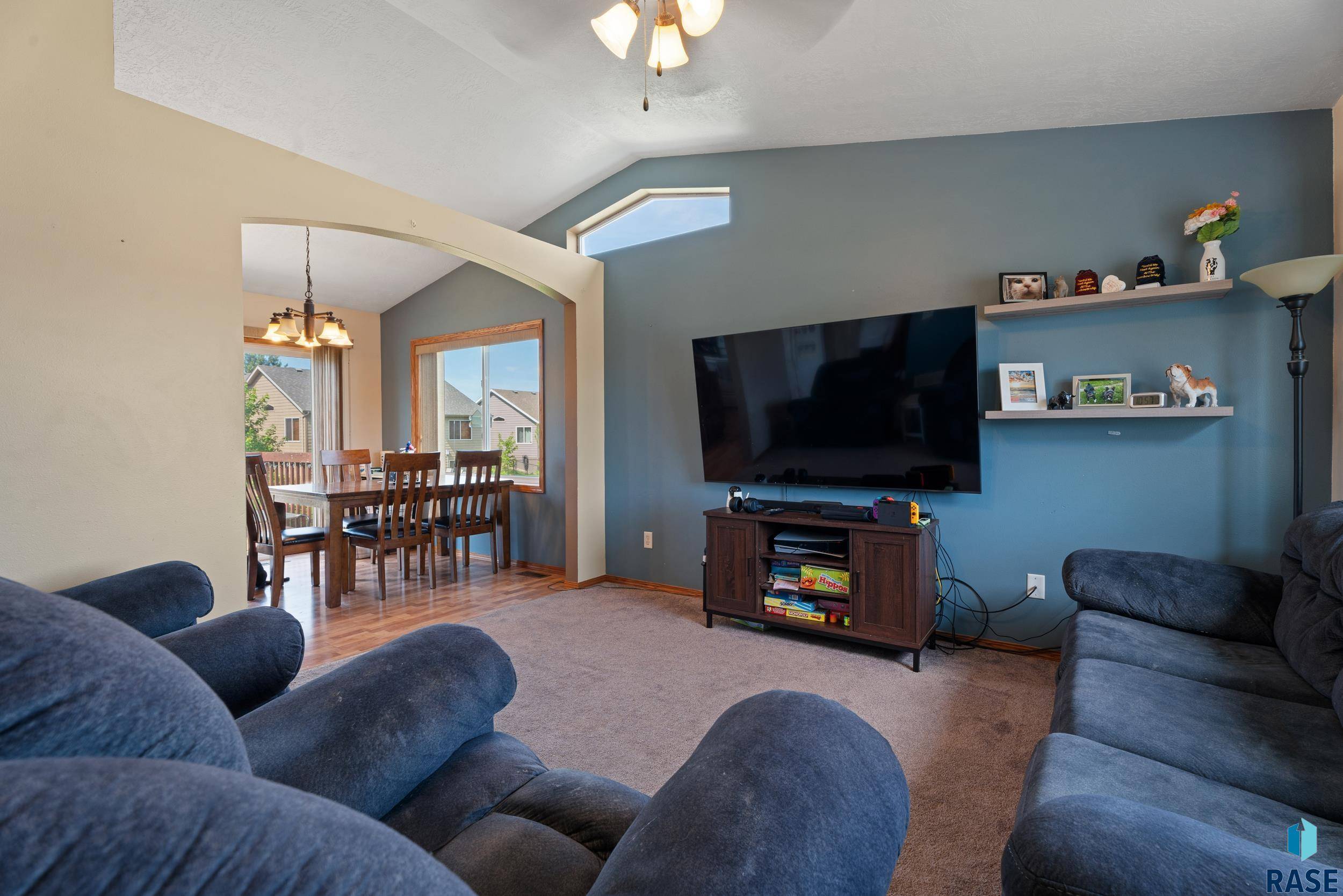 Sioux Falls, SD 57107-0990,5601 W Oakcrest Dr