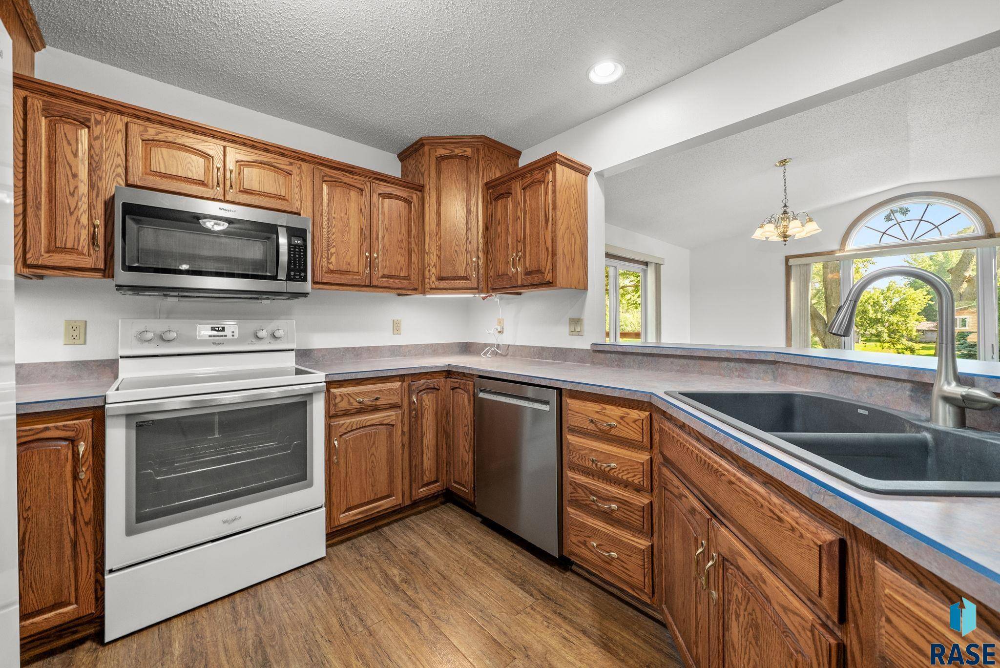 Sioux Falls, SD 57103,3109 E 33rd St
