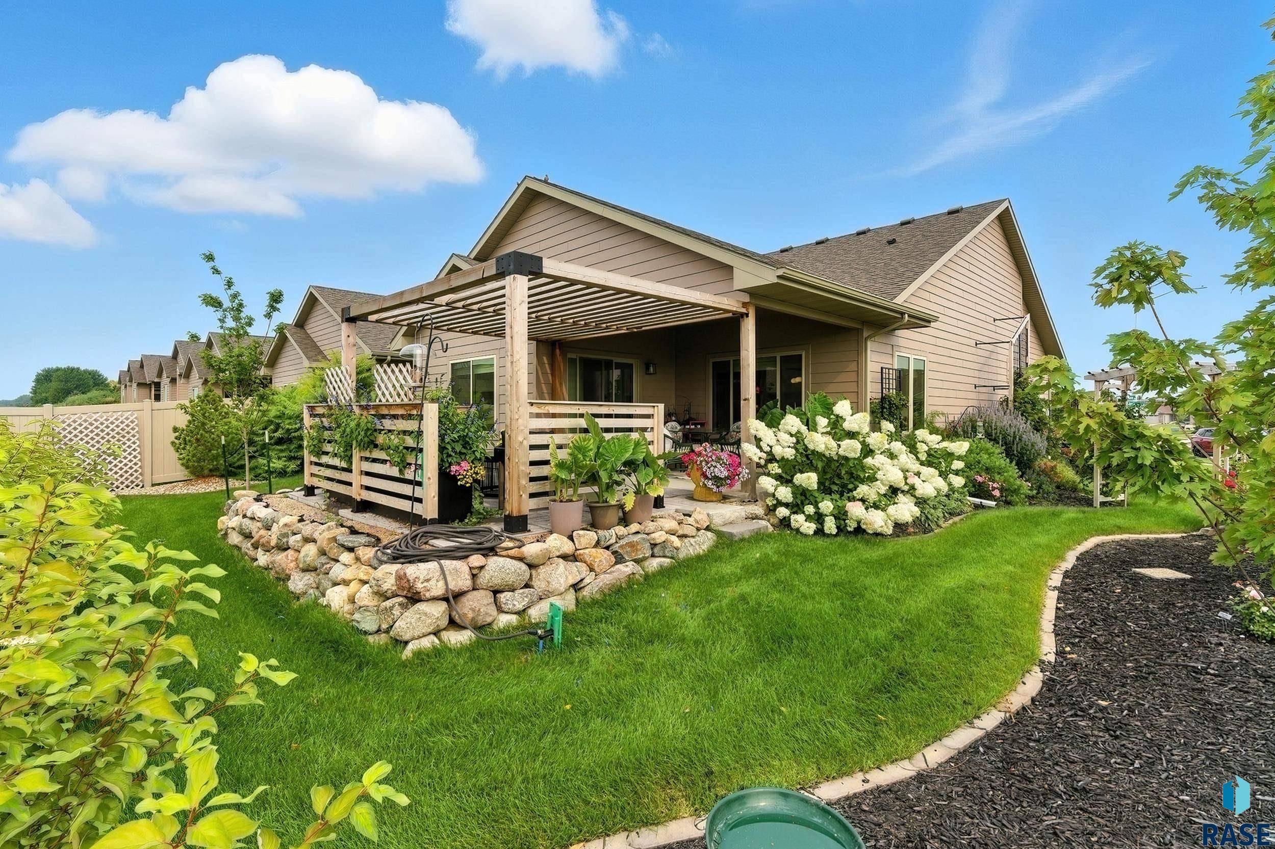Sioux Falls, SD 57108-8590,2433 E Joshua Cir