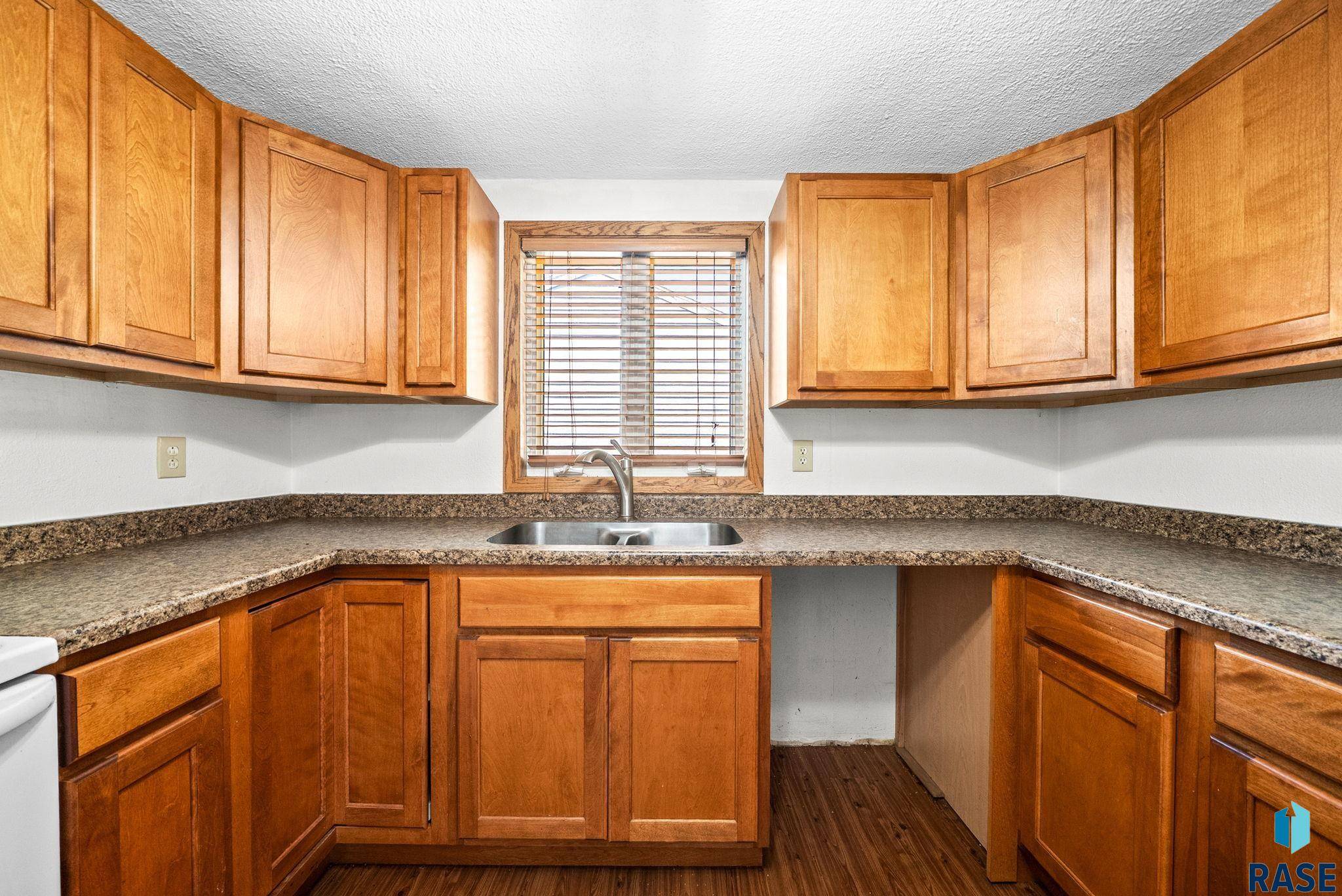 Sioux Falls, SD 57104,901 N Kiwanis Ave