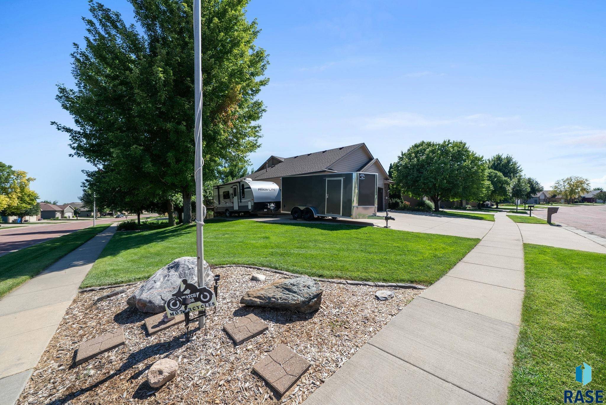 Sioux Falls, SD 57110,4917 E 42nd St